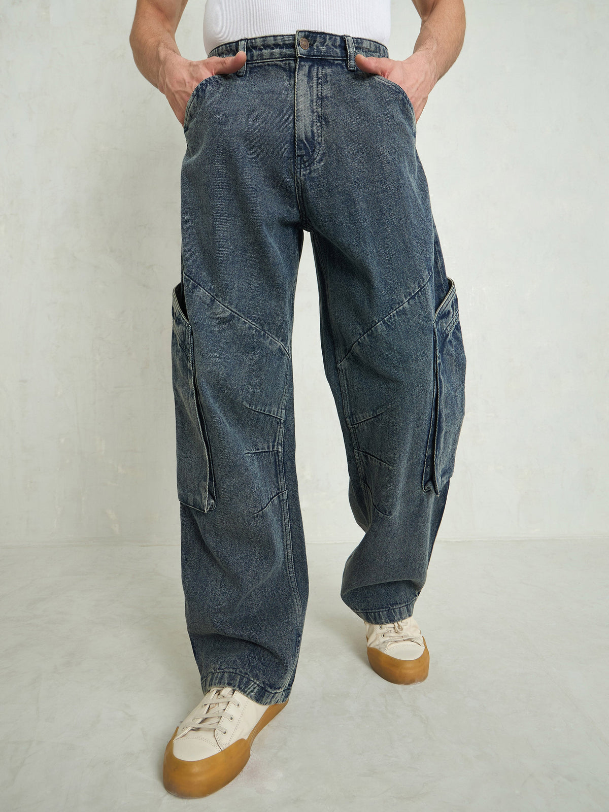 Blue Washed Big Cargo Pockets Wide Leg Jeans-MASCLN SASSAFRAS