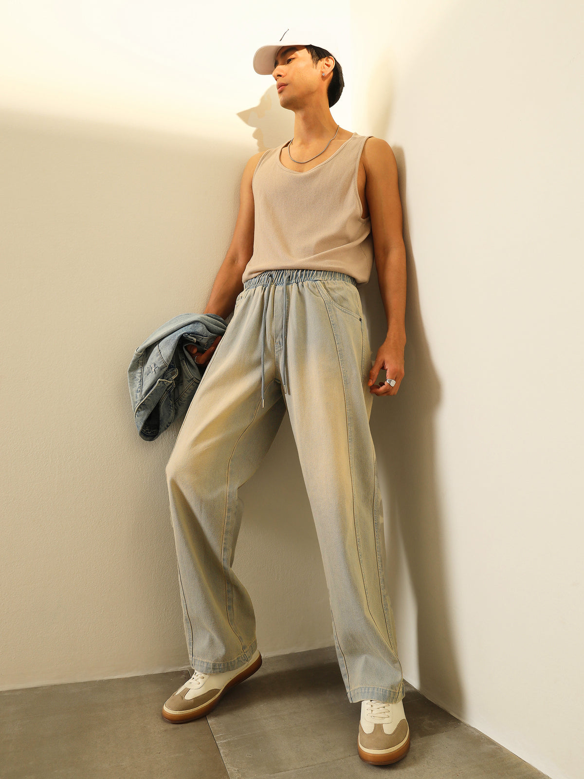 Men Light Blue Seam-Detail Relax Fit Jogger Jeans