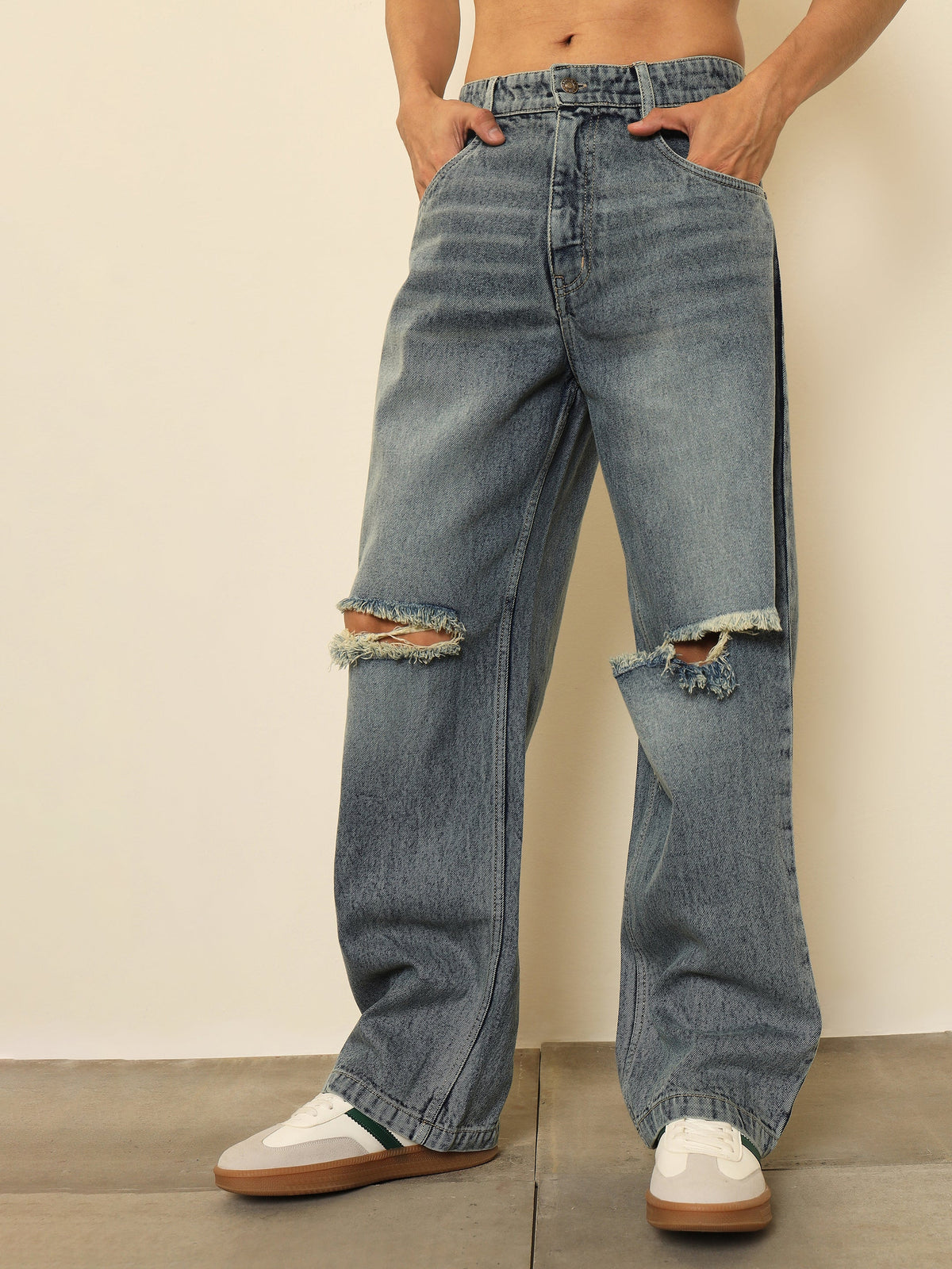 Light Blue Washed Distressed Relax Fit Jeans-MASCLN SASSAFRAS