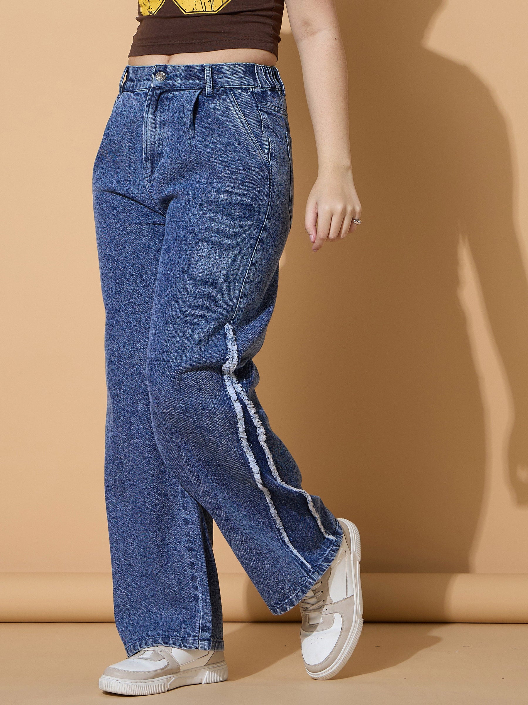 Blue Wash Side Distressed Straight Jeans -Noh.Voh