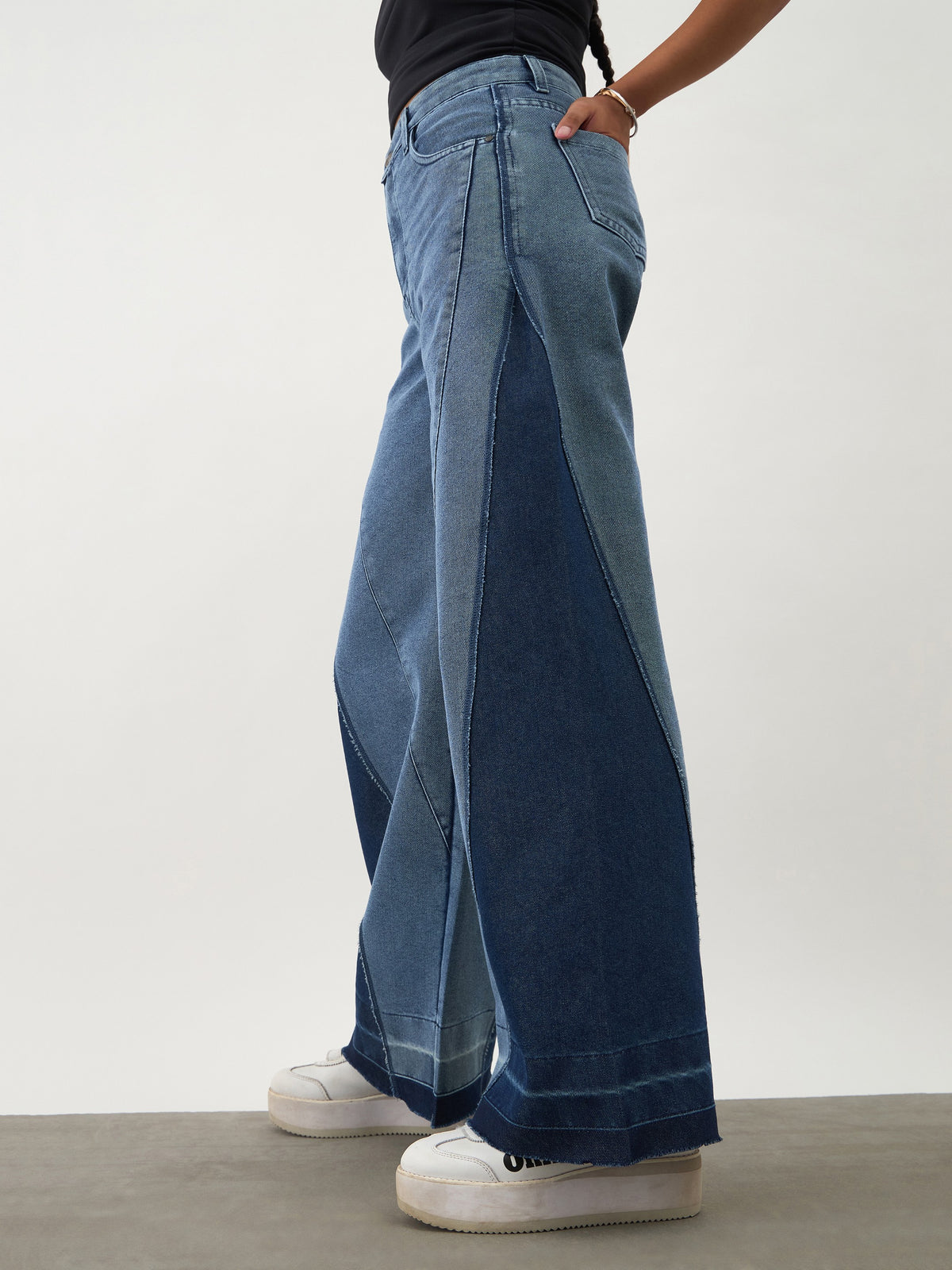 Blue Denim Color Block Wide Leg Jeans-Noh.Voh