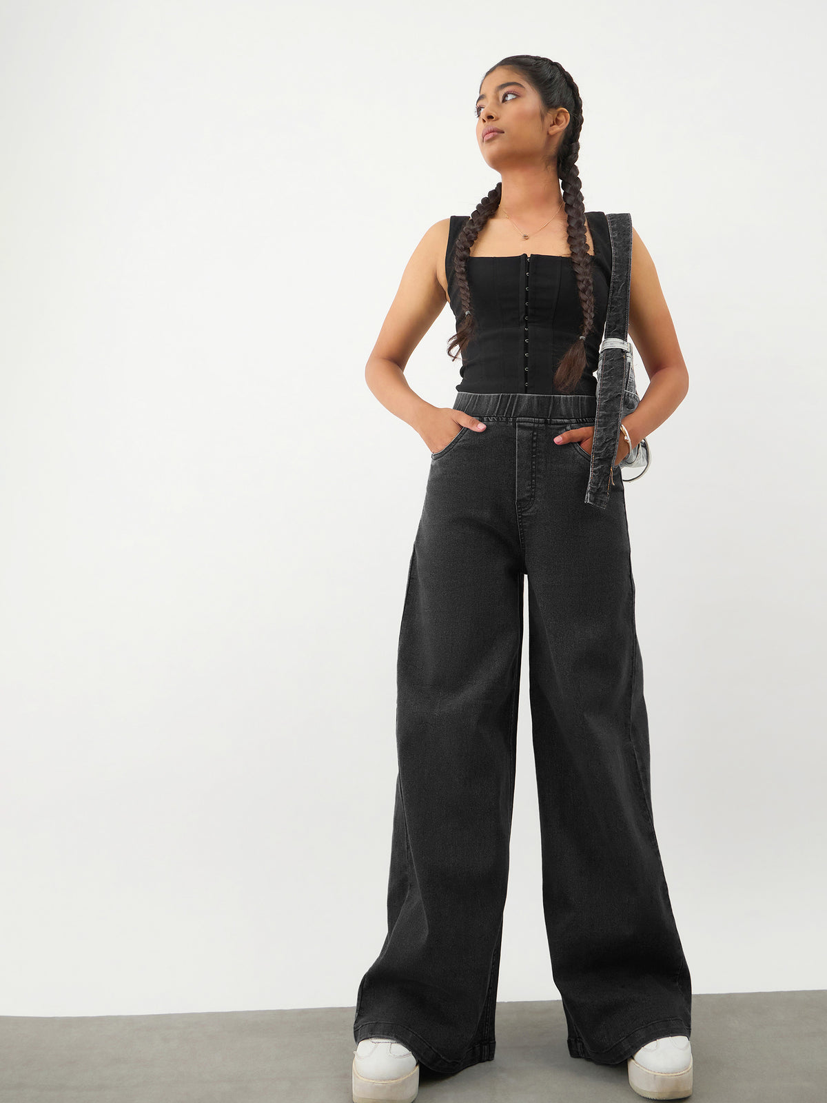 Black Washed Denim Elasticated Waistband Jeans -Noh.Voh