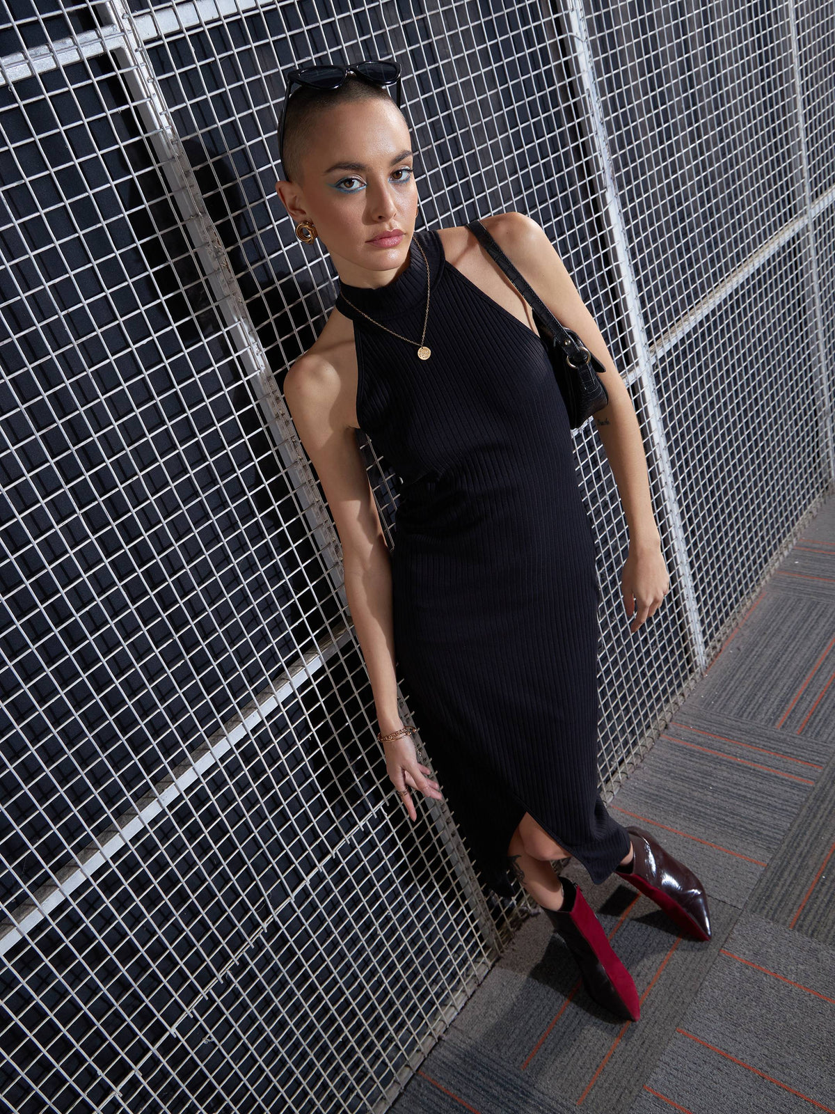 Black Rib Front Slit Bodycon Midi Dress -SASSAFRAS