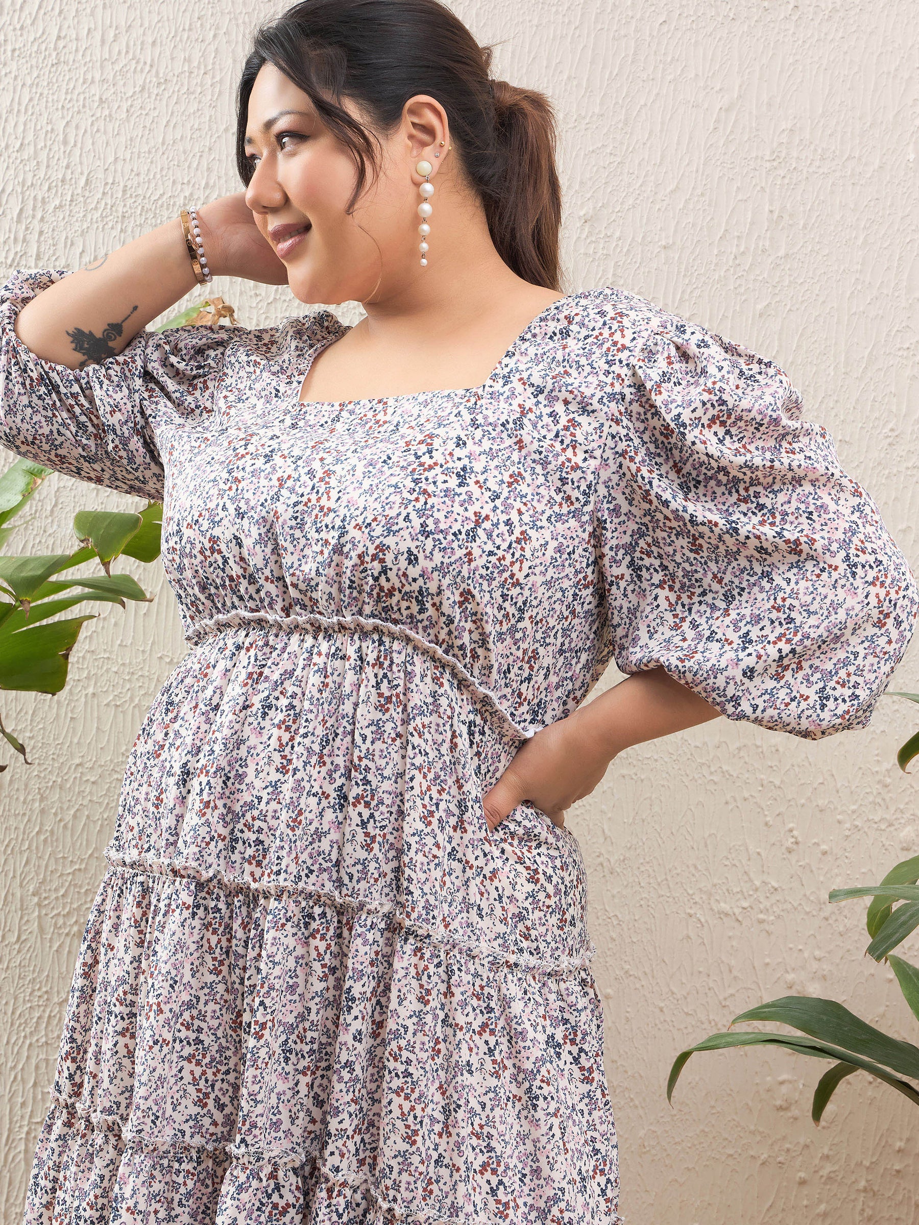 White Ditsy Floral Short Tired Dress-SASSAFRAS Curve