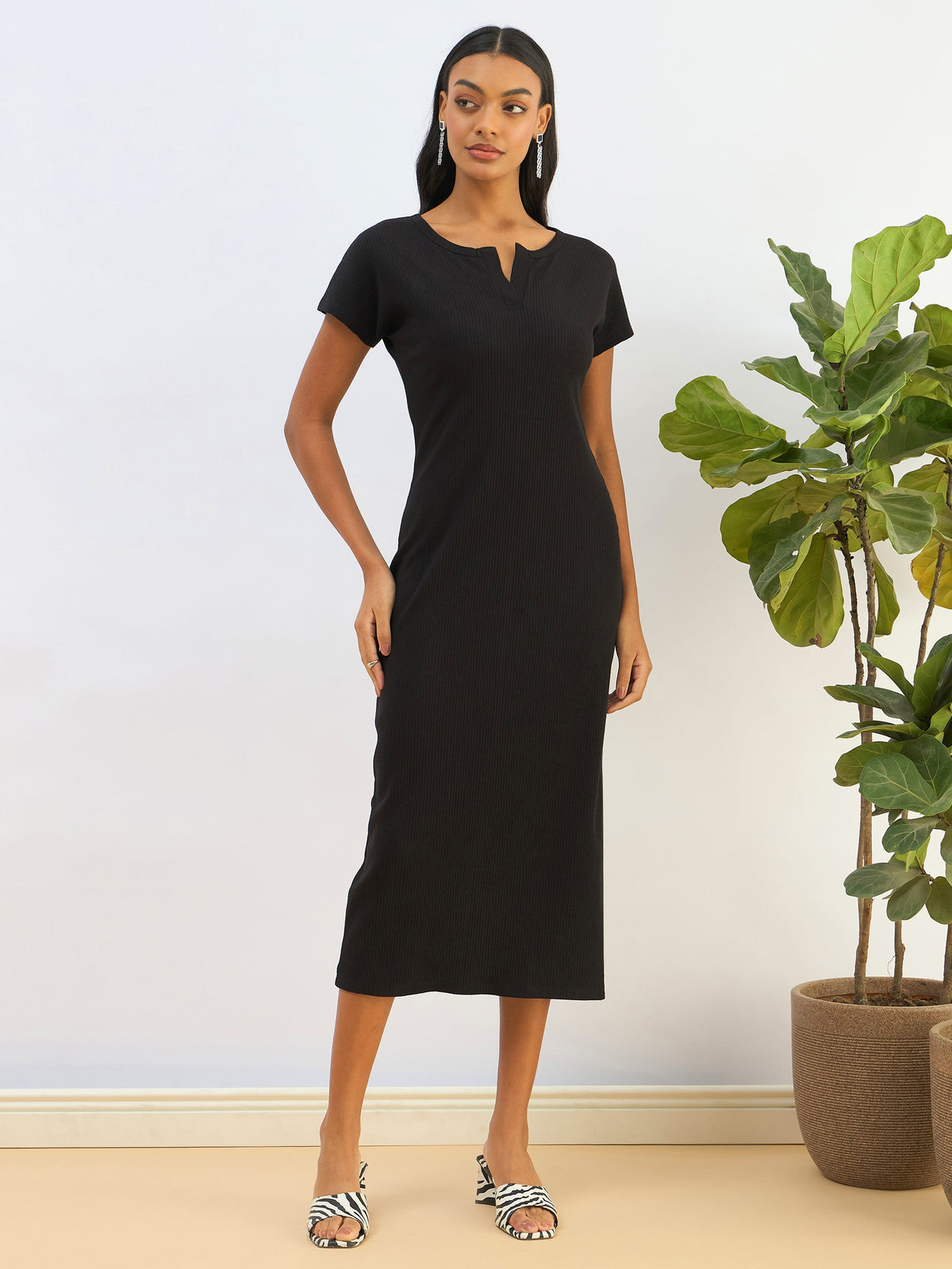 Black Ribbed V-Neck Back Slit Midi Dress-SASSAFRAS BASICS