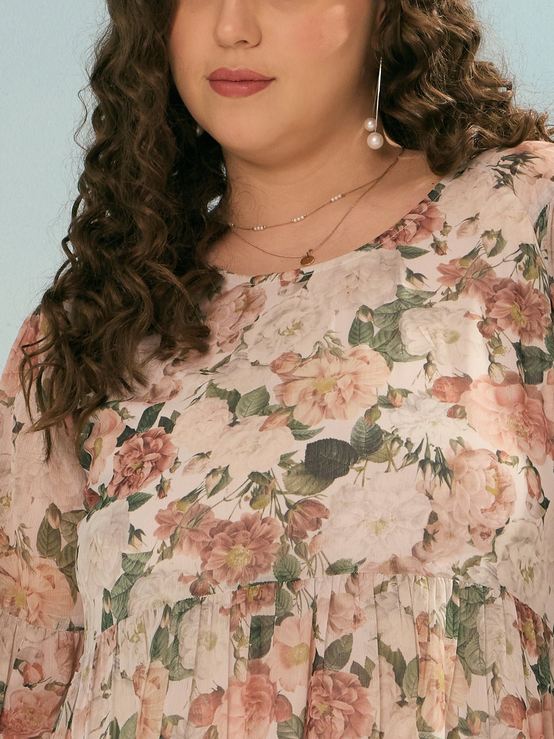 Off-White Floral Short Tiered Dress-SASSAFRAS Curve