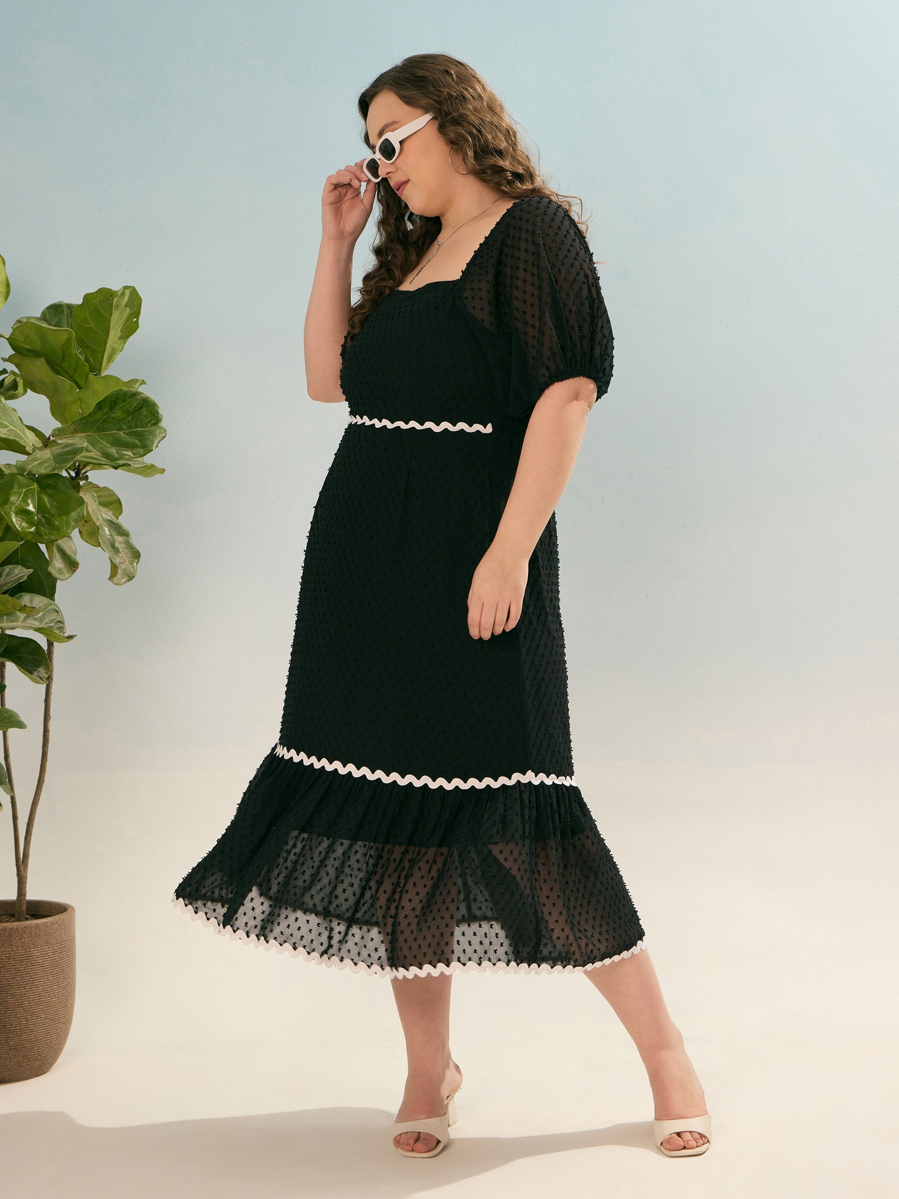 Black Dobby Back Smocking Midi Dress-SASSAFRAS Curve