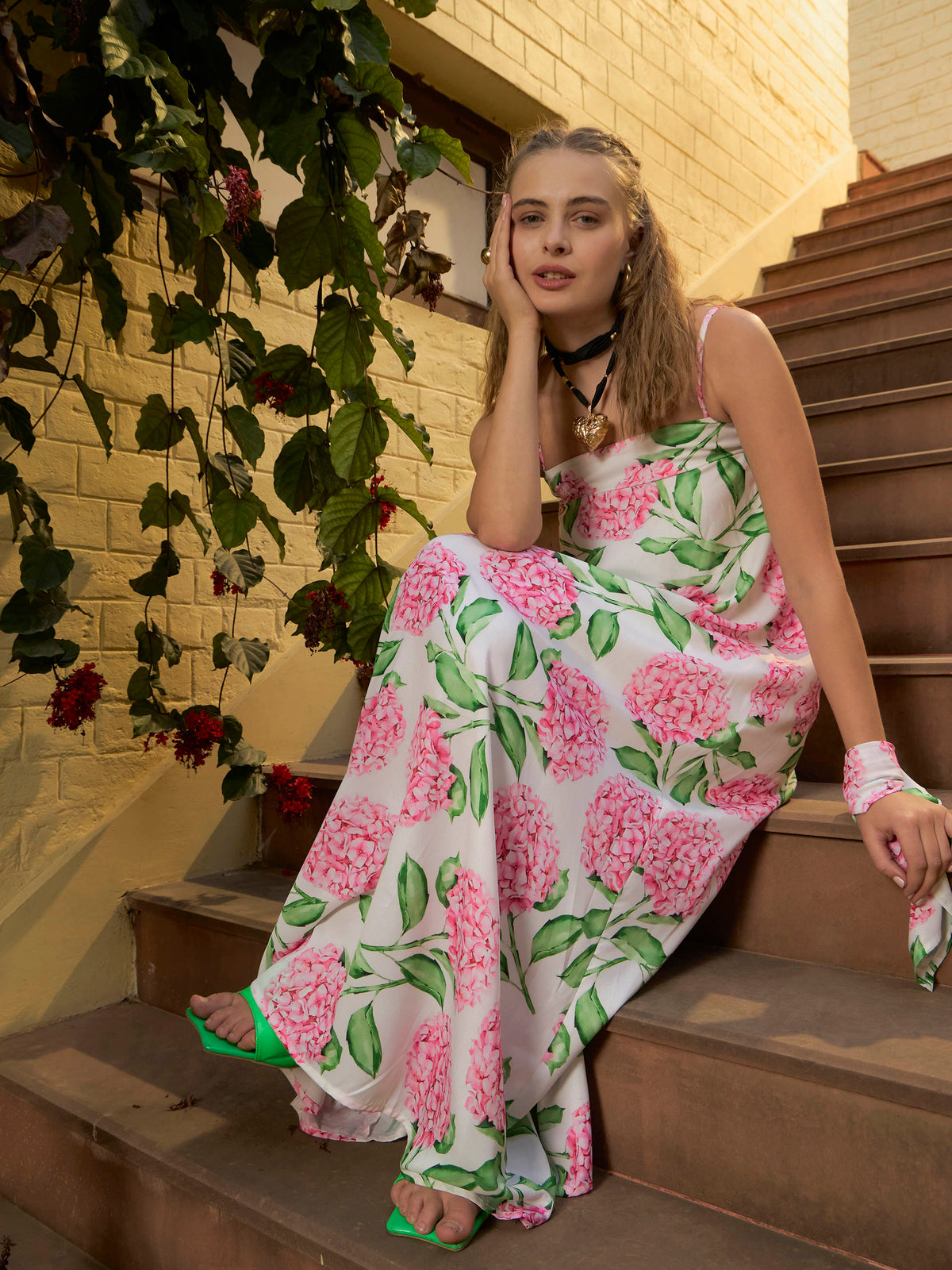 White Floral Strappy Loose Fit Maxi Dress-SASSAFRAS