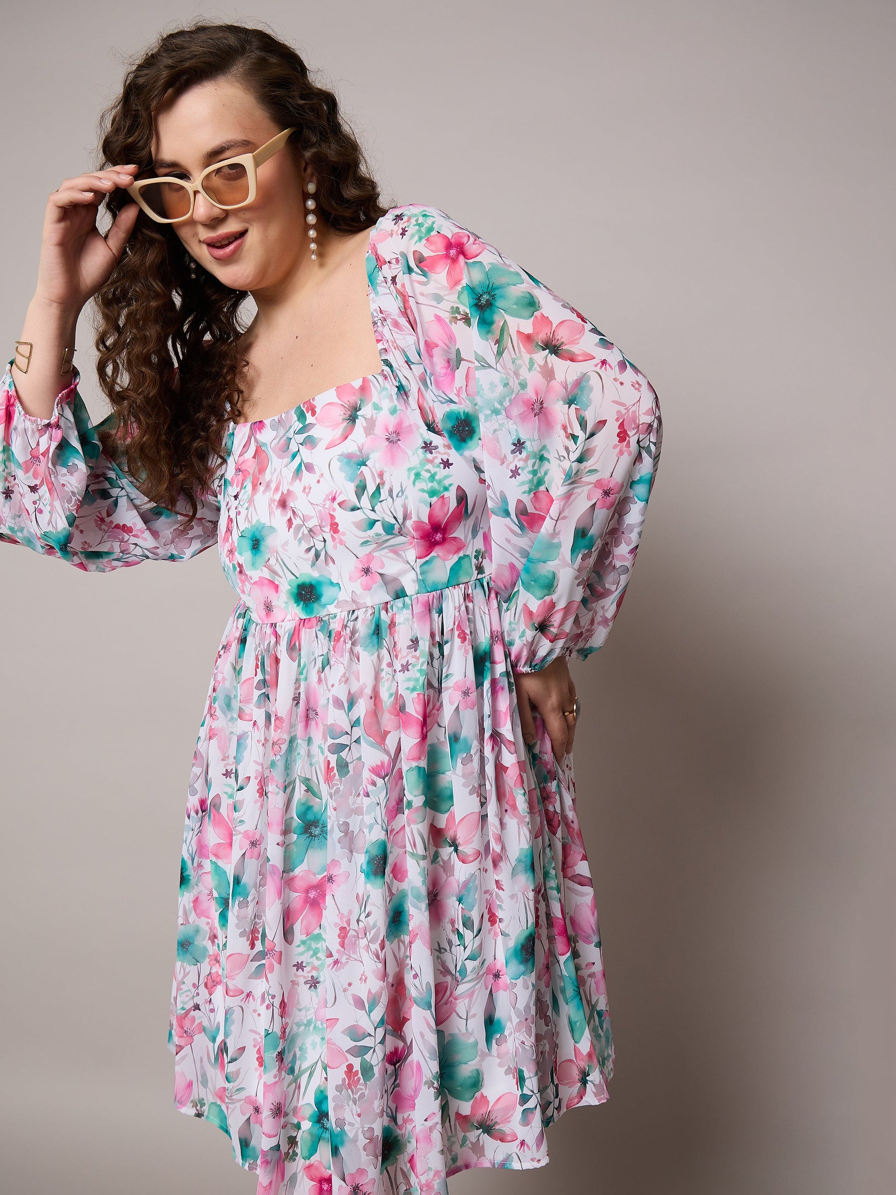 Pink Floral Square Neck Short Skater Dress-SASSAFRAS Curve