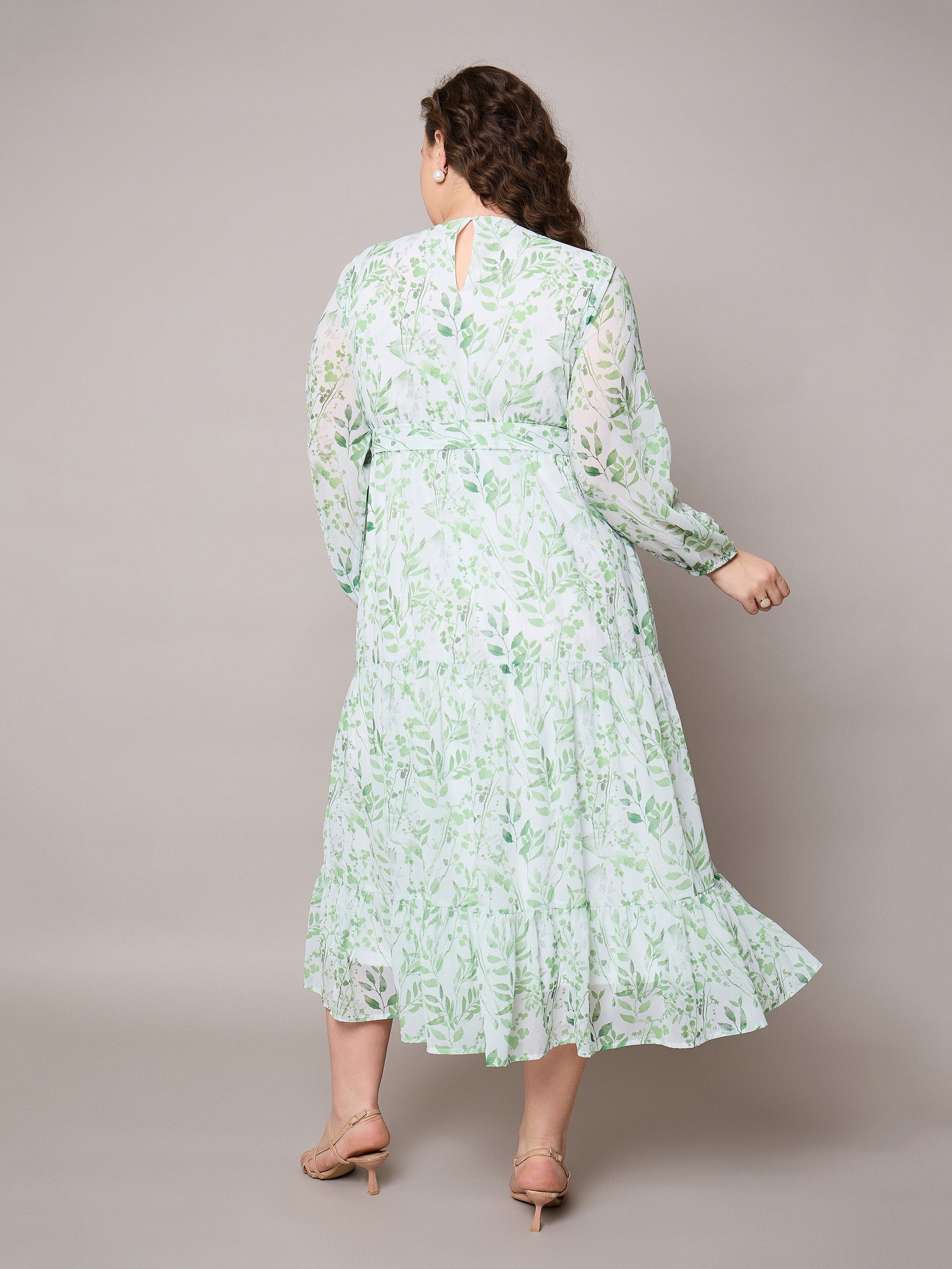 Green Floral Tiered Maxi Dress-SASSAFRAS Curve