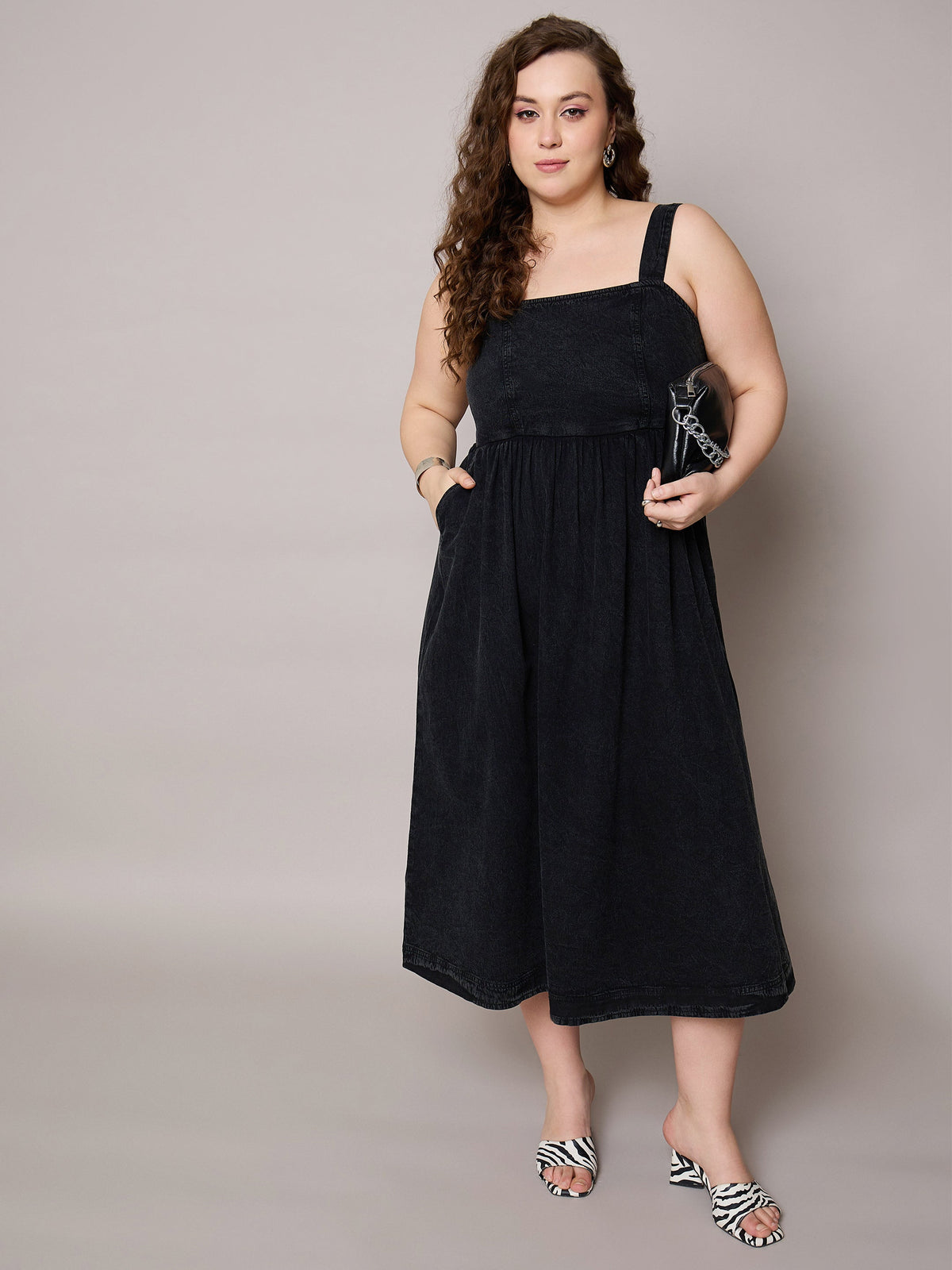 Black Tencel Strappy Midi Dress-SASSAFRAS Curve