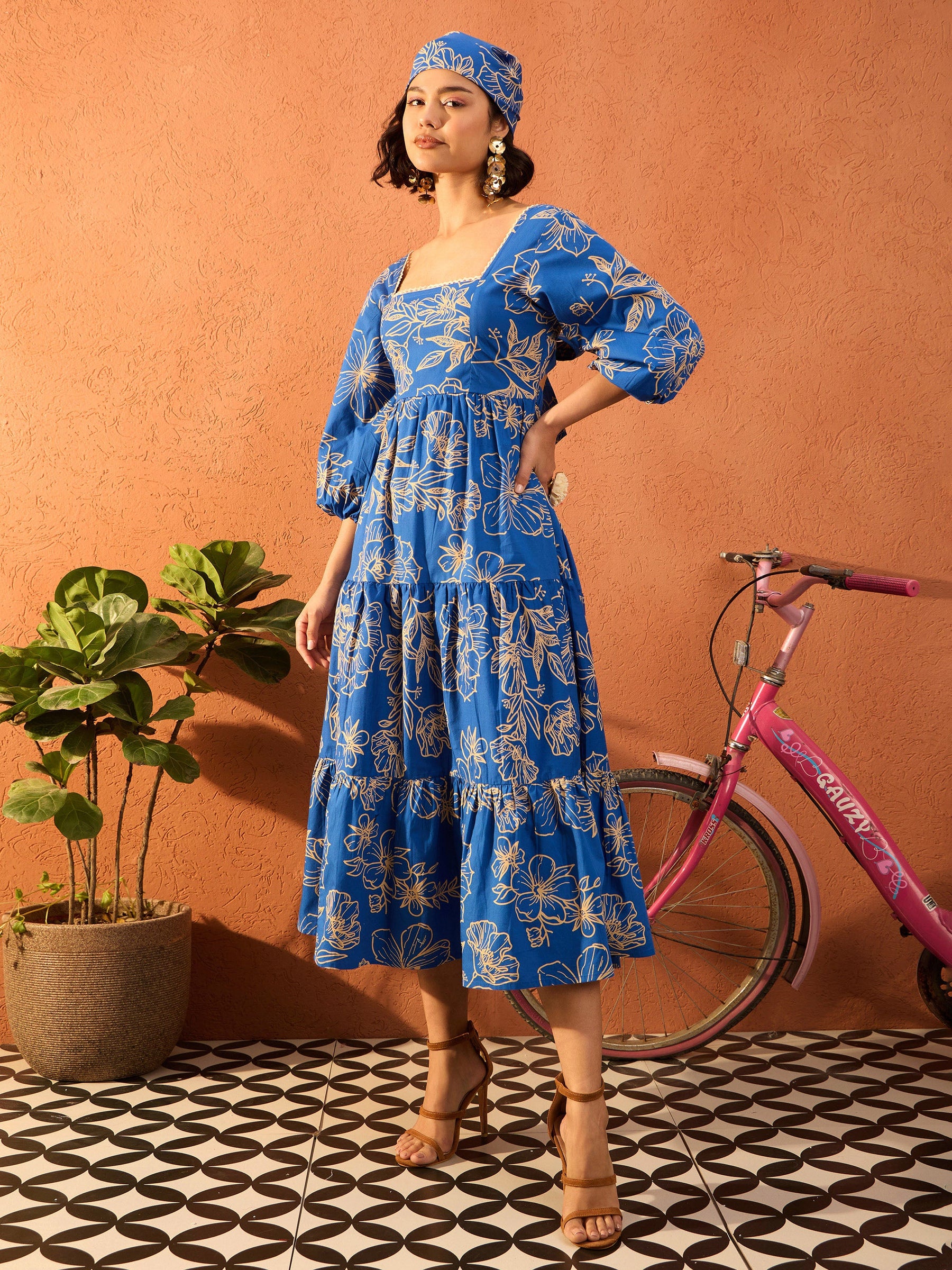 Blue & Off White Floral Back Tie Knot Midi Dress-Pink Paprika By SASSAFRAS