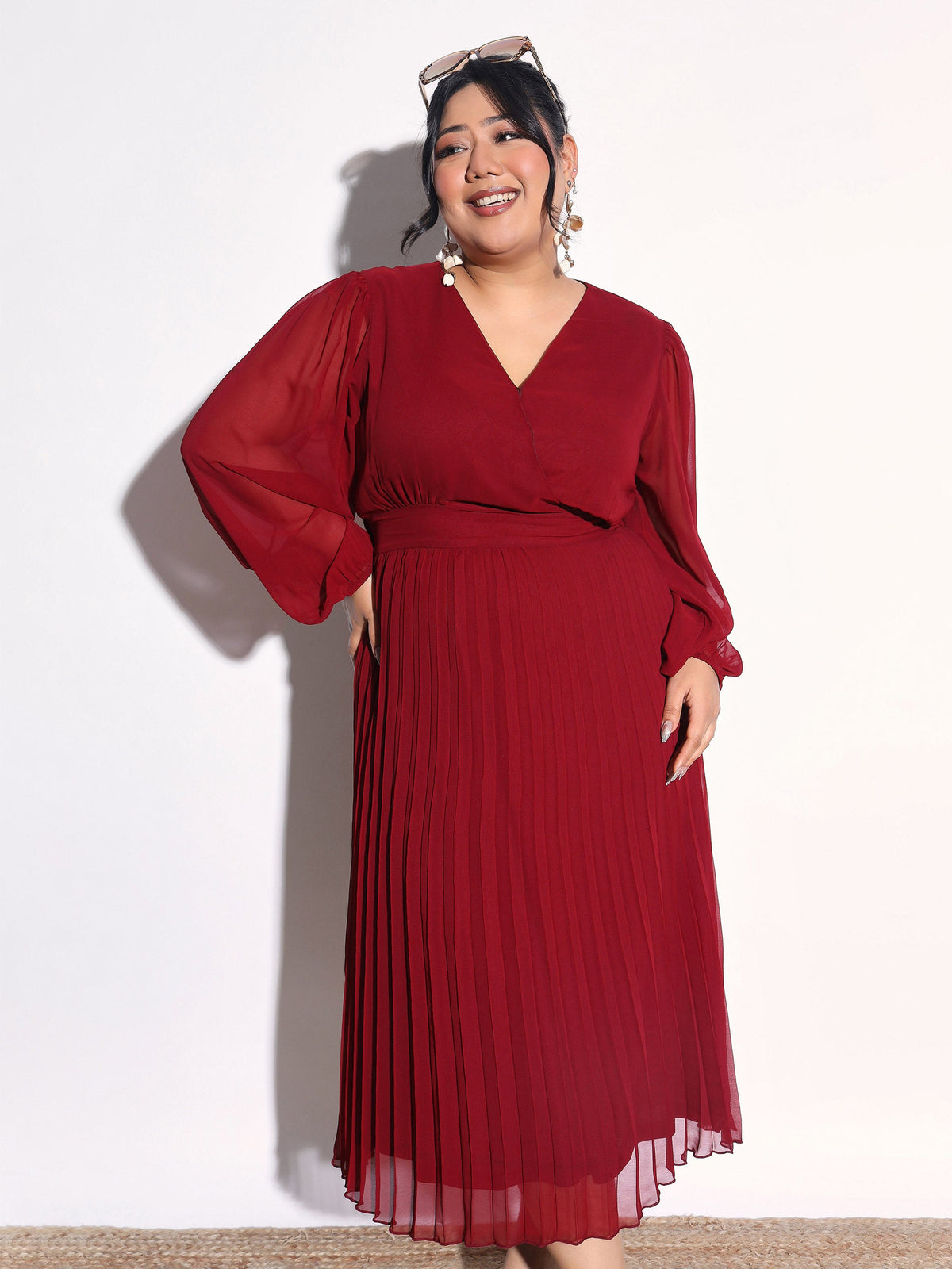 Maroon V-Neck Pleated Midi Dress-SASSAFRAS Curve