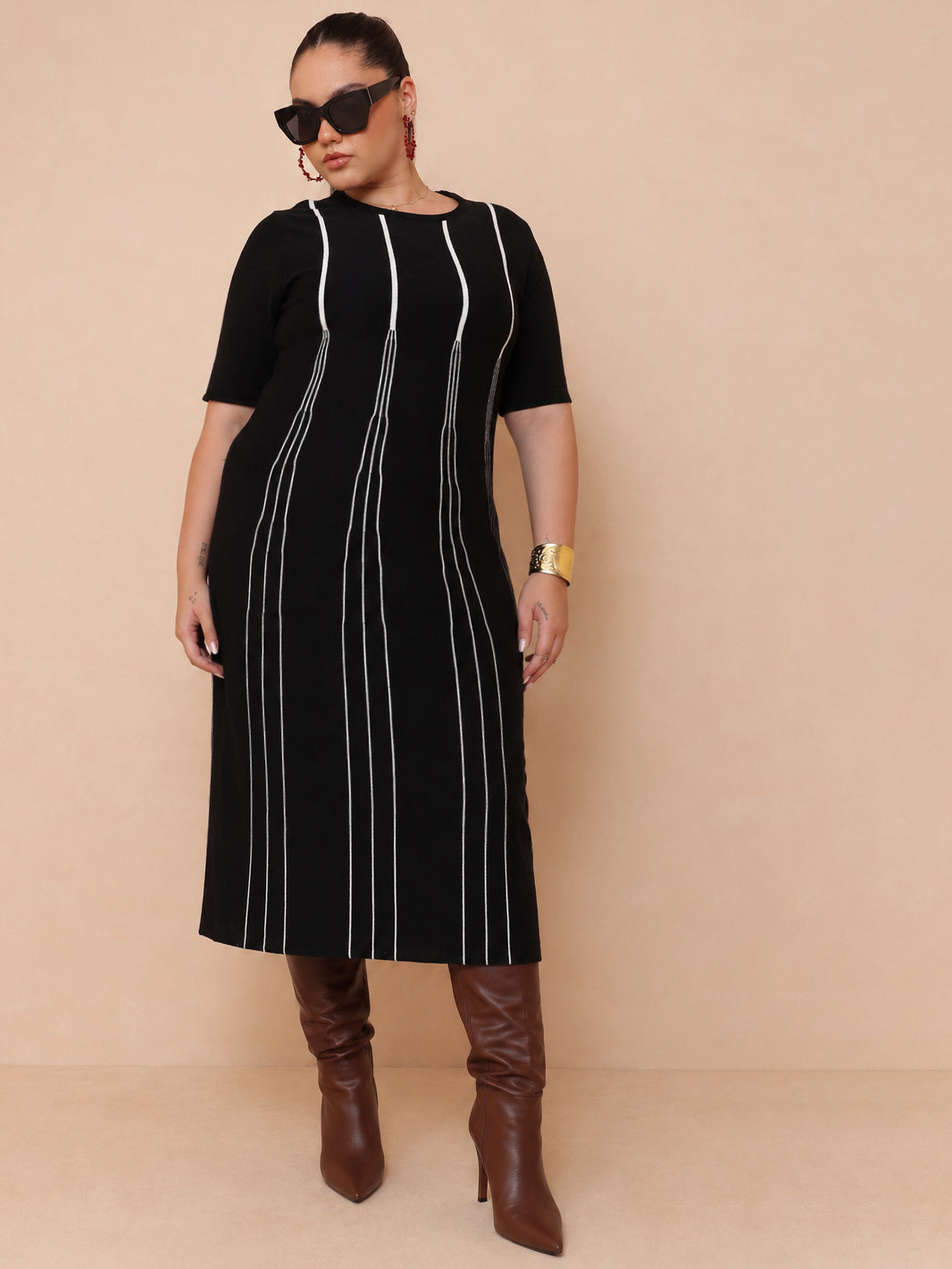 Black & White Stripe Knit Short Sleeves Midi Dress-SASSAFRAS Curve
