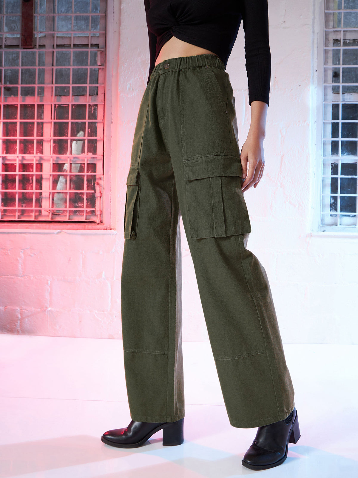 Olive Box Pocket Cargo Jeans -SASSAFRAS