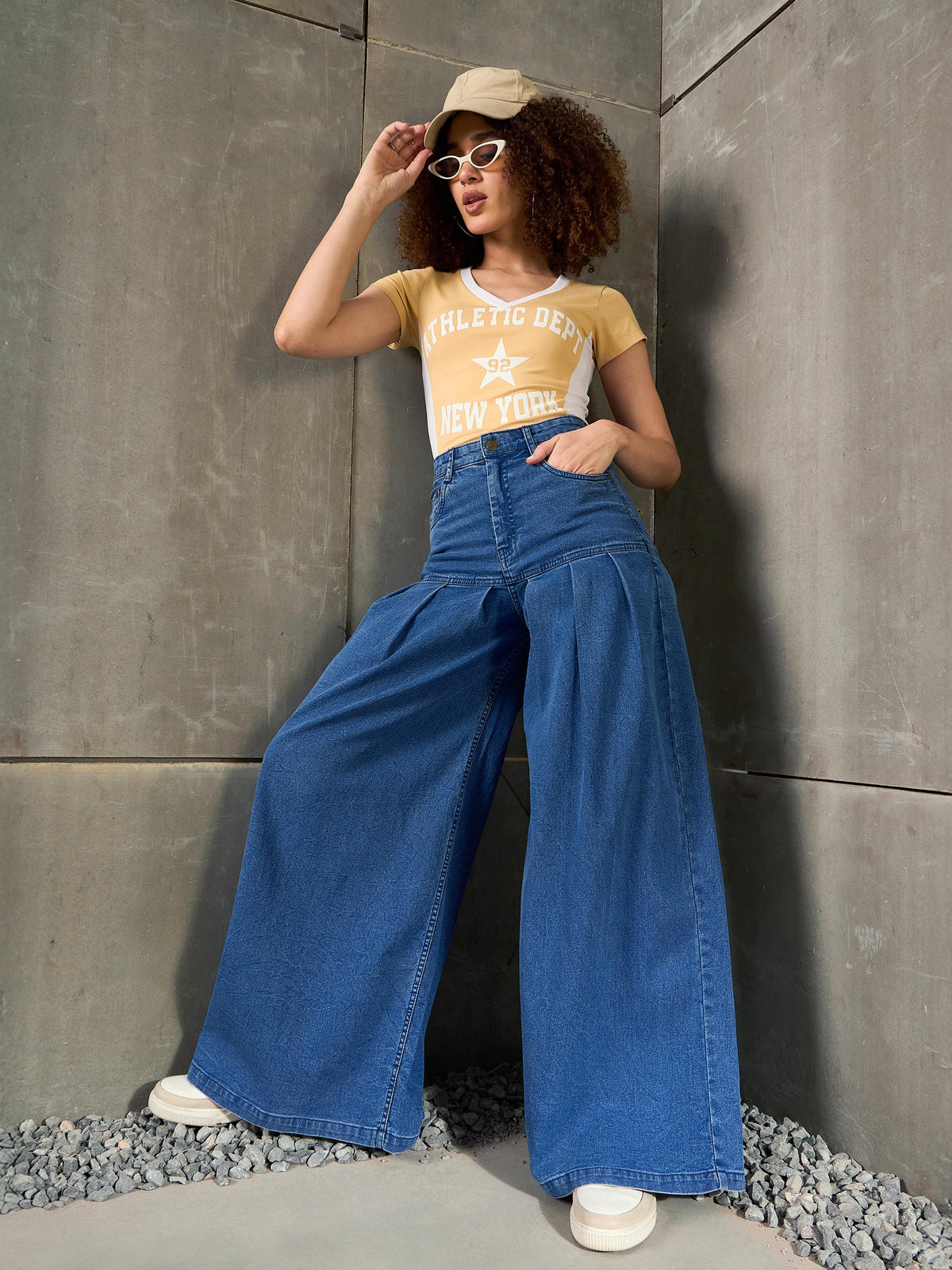 Blue Washed Pleated Flared Jeans-SASSAFRAS