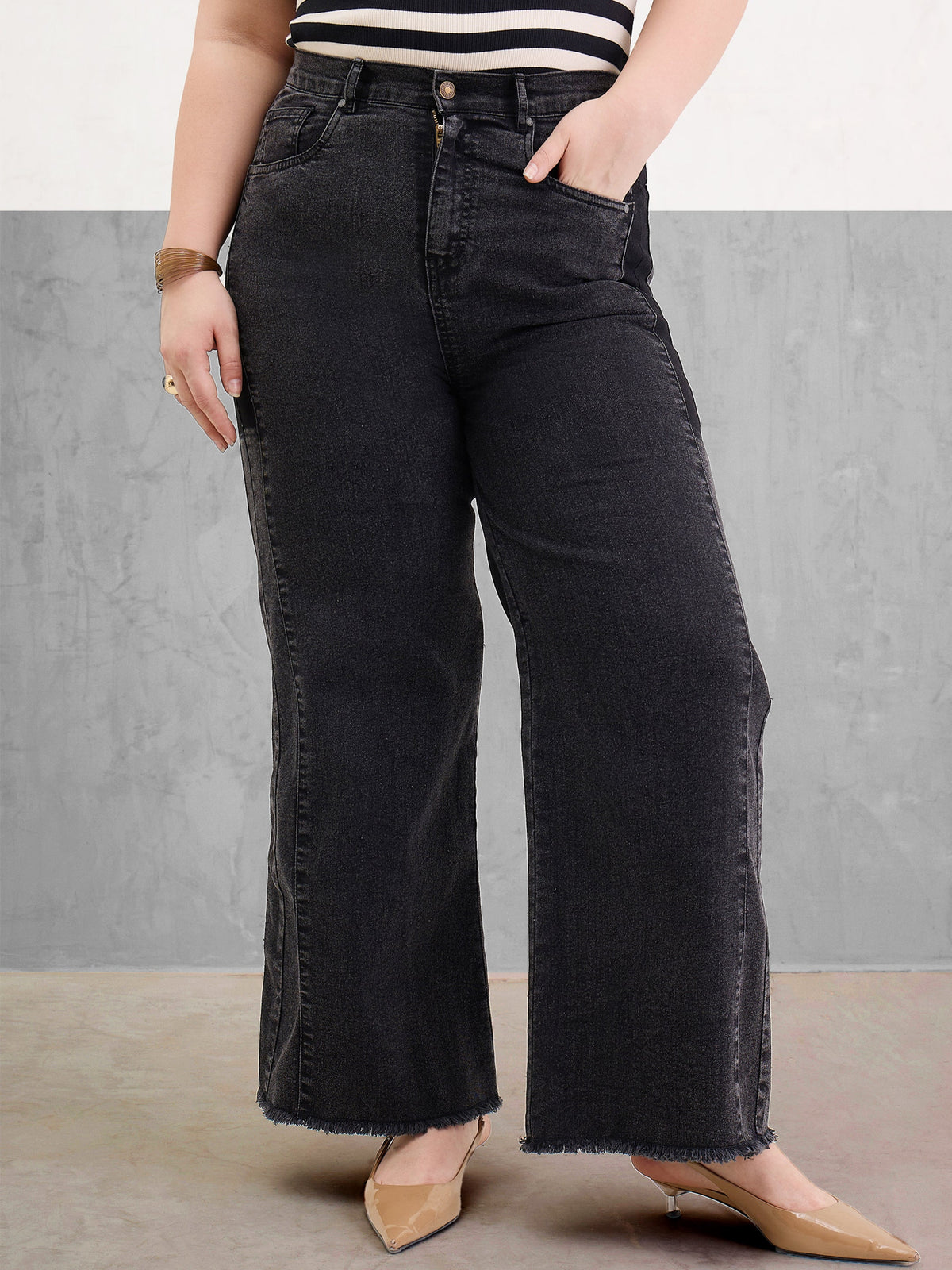 Black Side Colour Block Straight Jeans-SASSAFRAS Curve