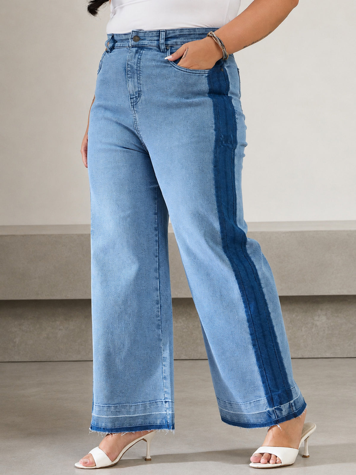 Blue Wash Denim Side Color Block Straight Jeans-SASSAFRAS Curve