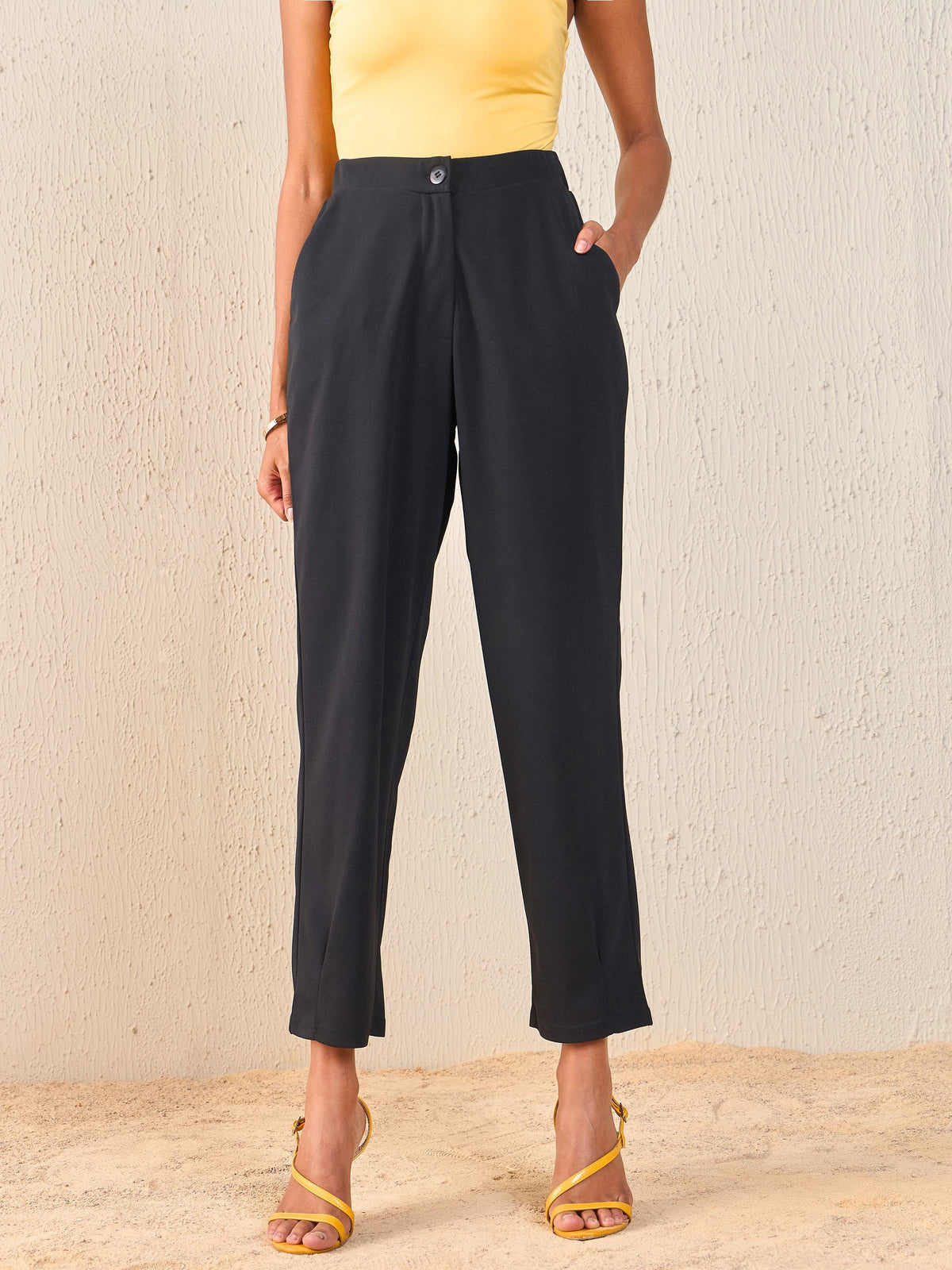 Black Back Flap Pocket Tapered Pants-SASSAFRAS