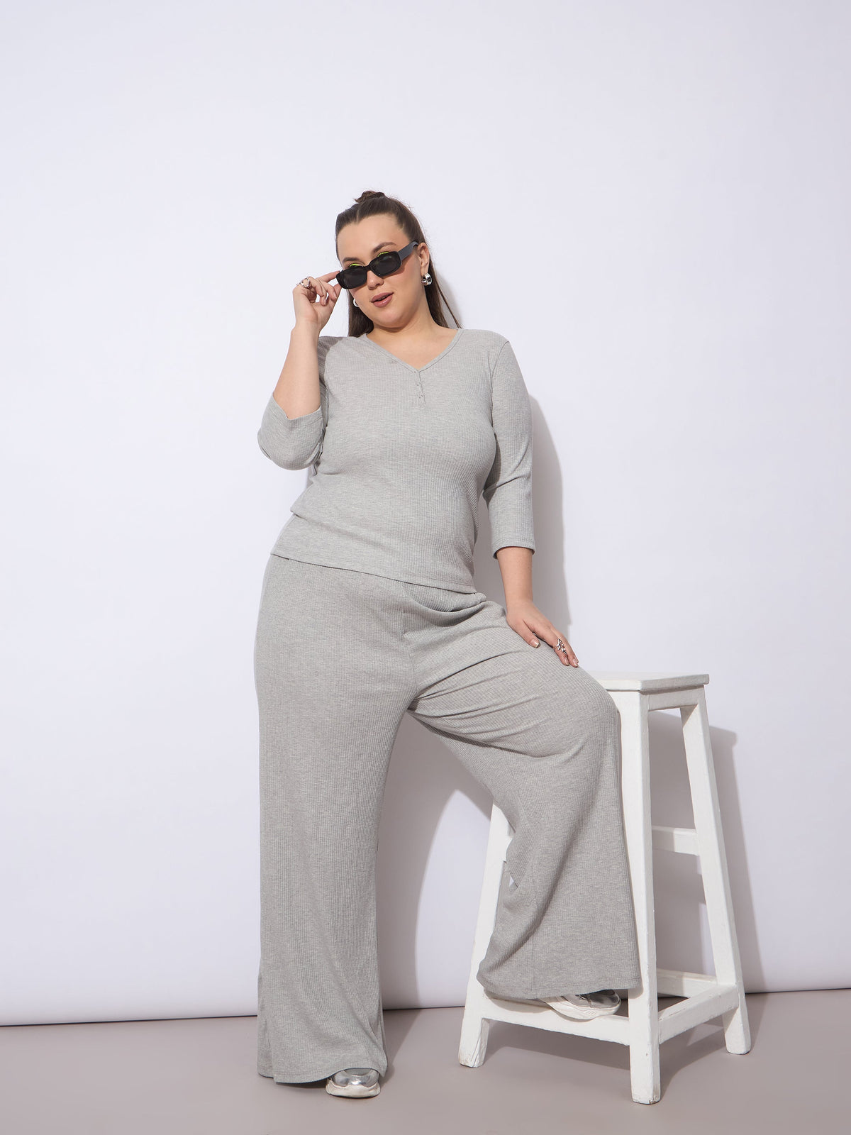 Grey Rib Straight Pants With V Neck Top -SASSAFRAS Curve