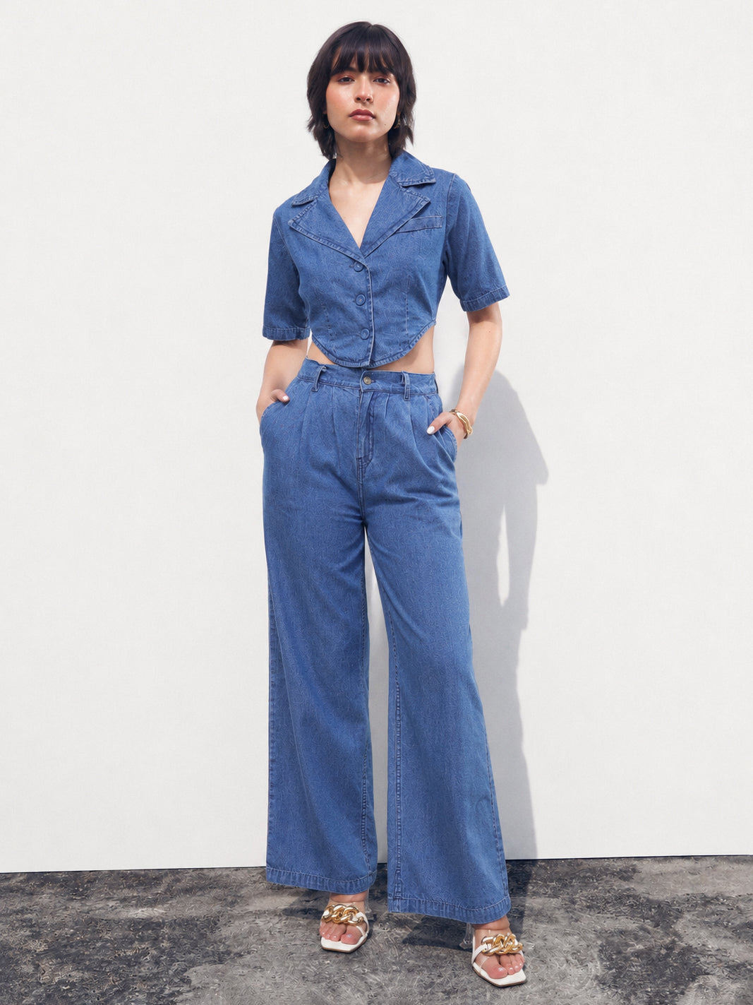 Blue Back Cut-Out Crop Top With Straight Jeans-SASSAFRAS