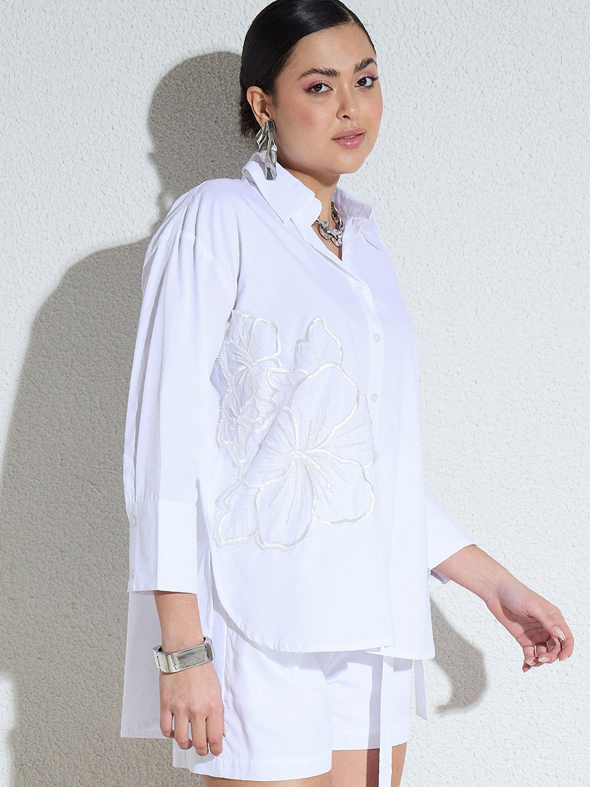 White Poplin Embellishment Oversize Shirt-SASSAFRAS