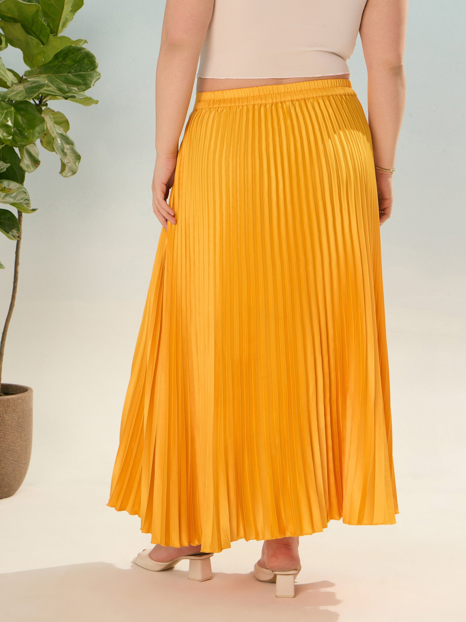 Mustard Accordion Pleated Skirt-SASSAFRAS Curve