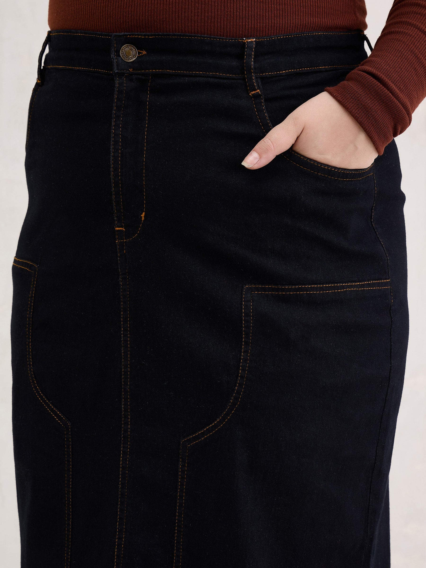 Black Denim Front Patch Midi Skirt-SASSAFRAS Curve