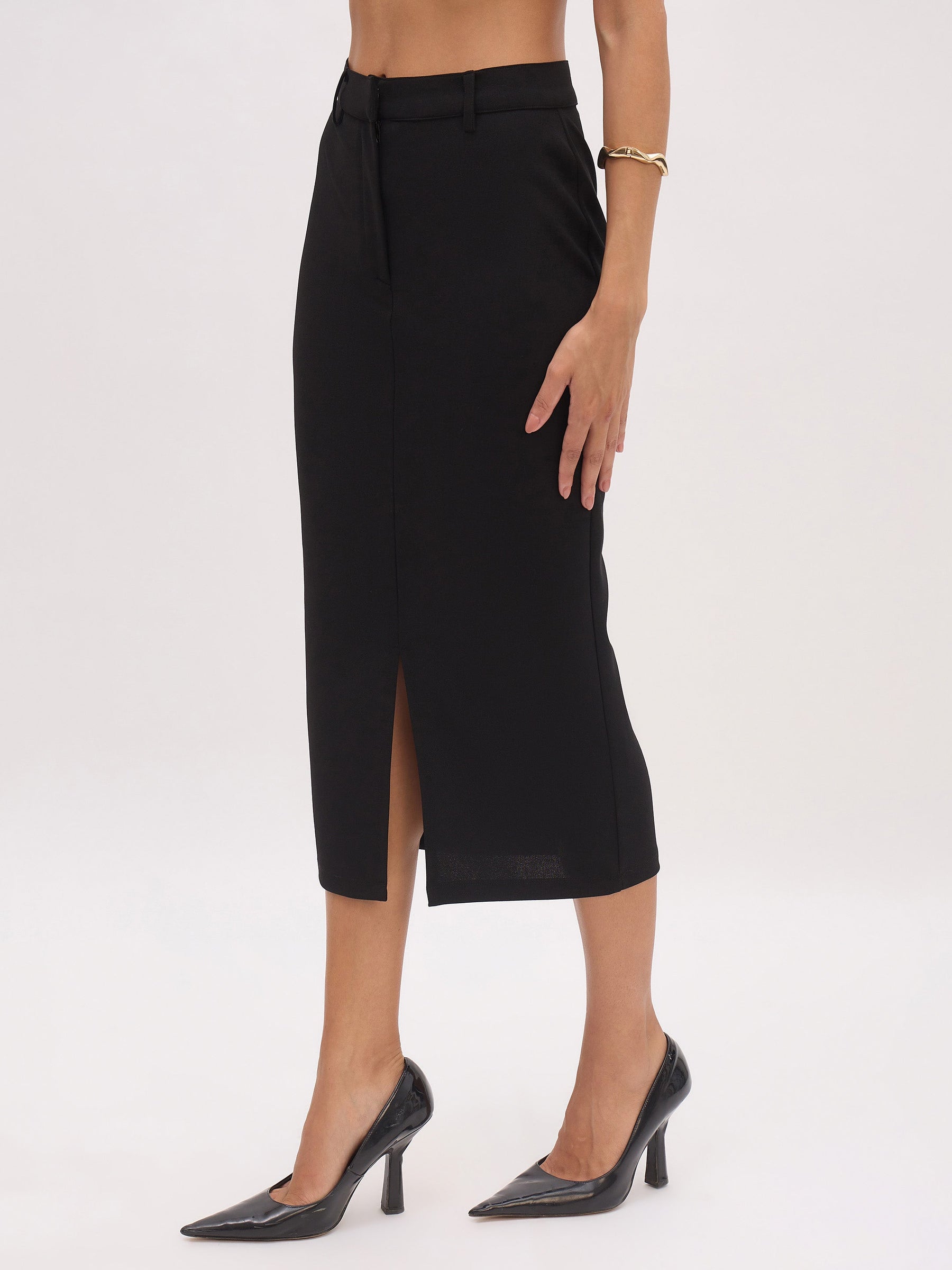 Black Front Slit Skirt-SASSAFRAS worklyf