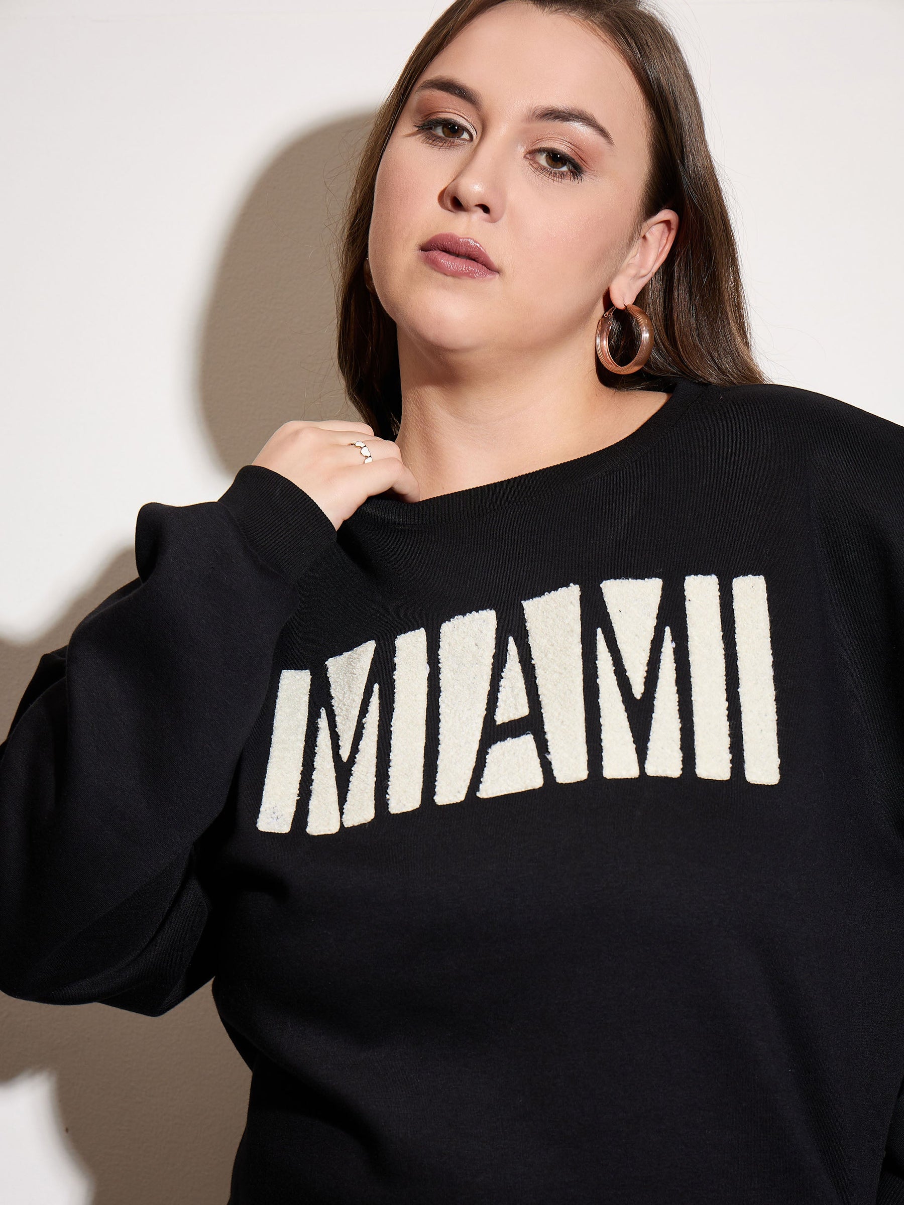Black Fleece MIAMI Emb Sweatshirt With Sweatpants-SASSAFRAS Curve