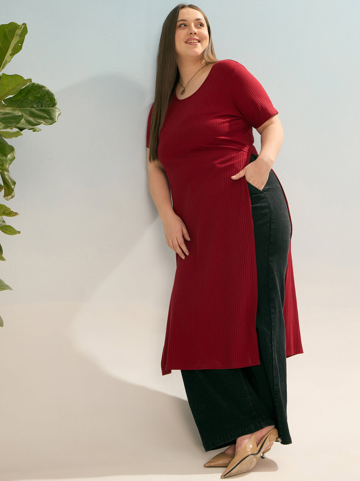 Maroon Rib Round Neck Long Line Top -SASSAFRAS Curve
