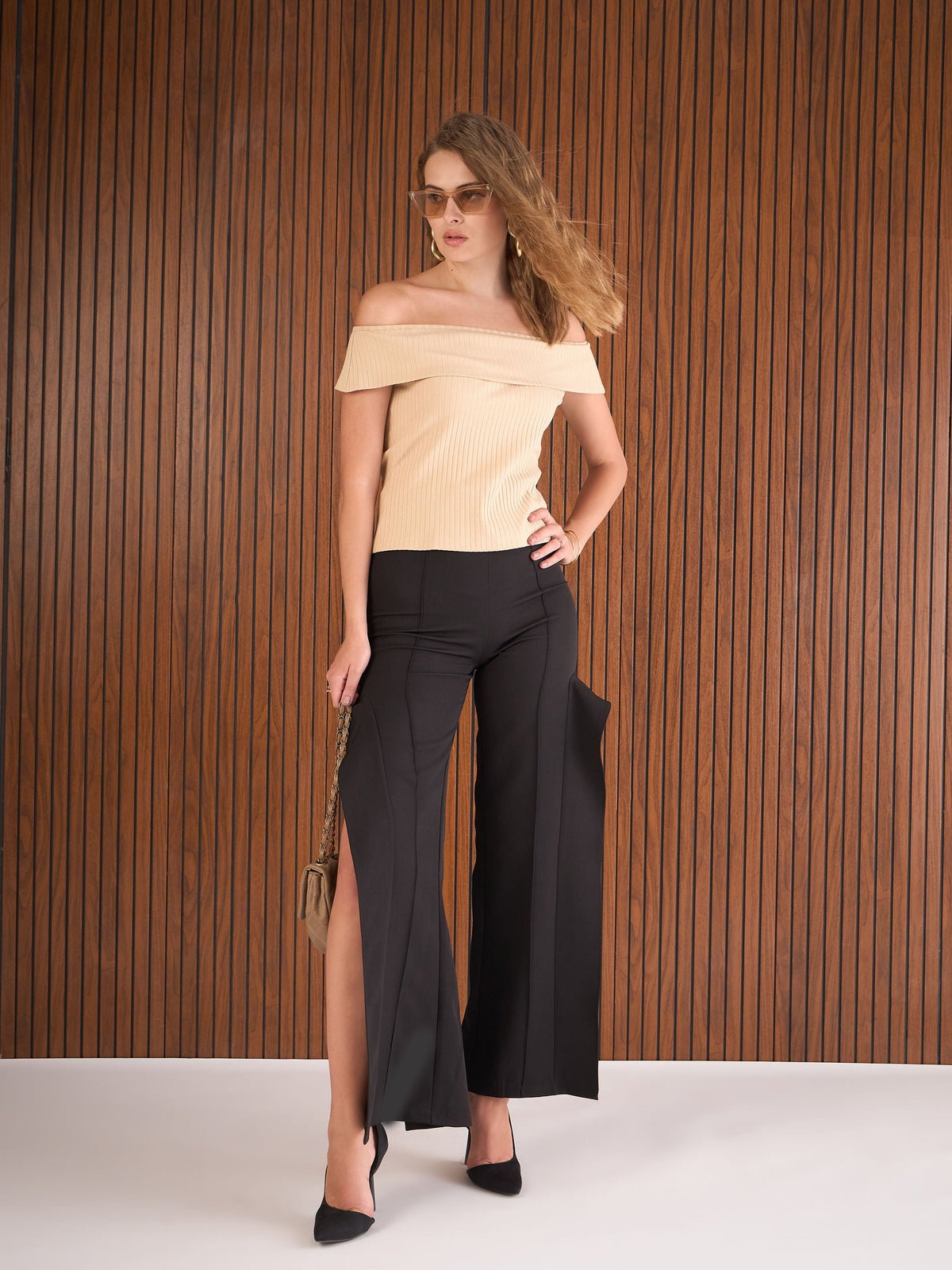 Beige Rib Off-Shoulder Top-SASSAFRAS