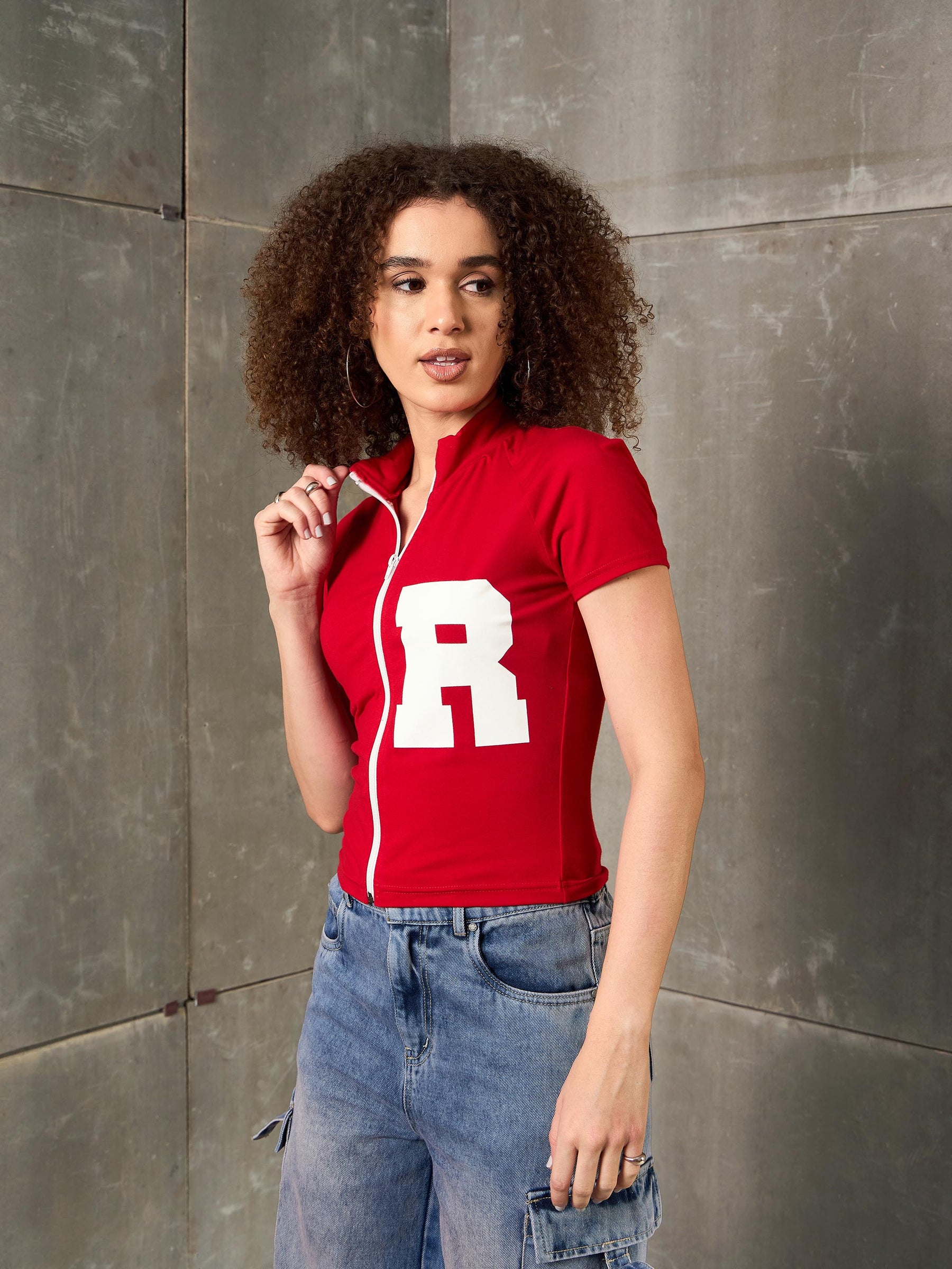 Red Front Zipper R-Print Fitted T-Shirt-SASSAFRAS