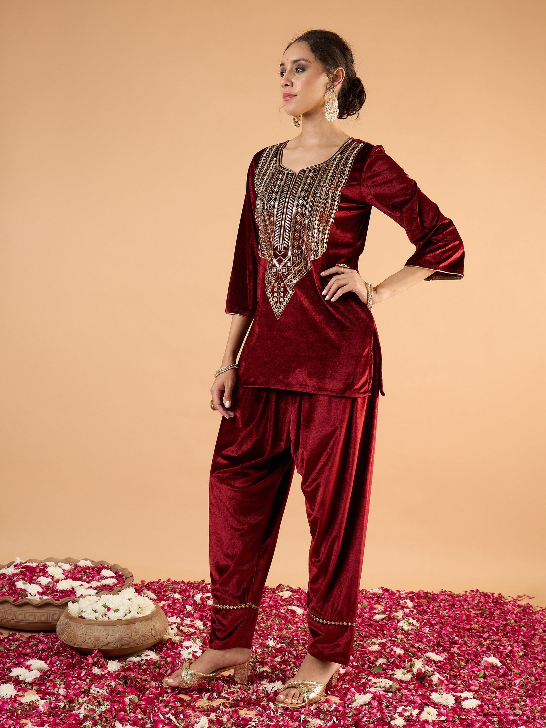 Maroon Velvet Embroidered Short Kurta With Farshi Salwar-Shae By SASSAFRAS