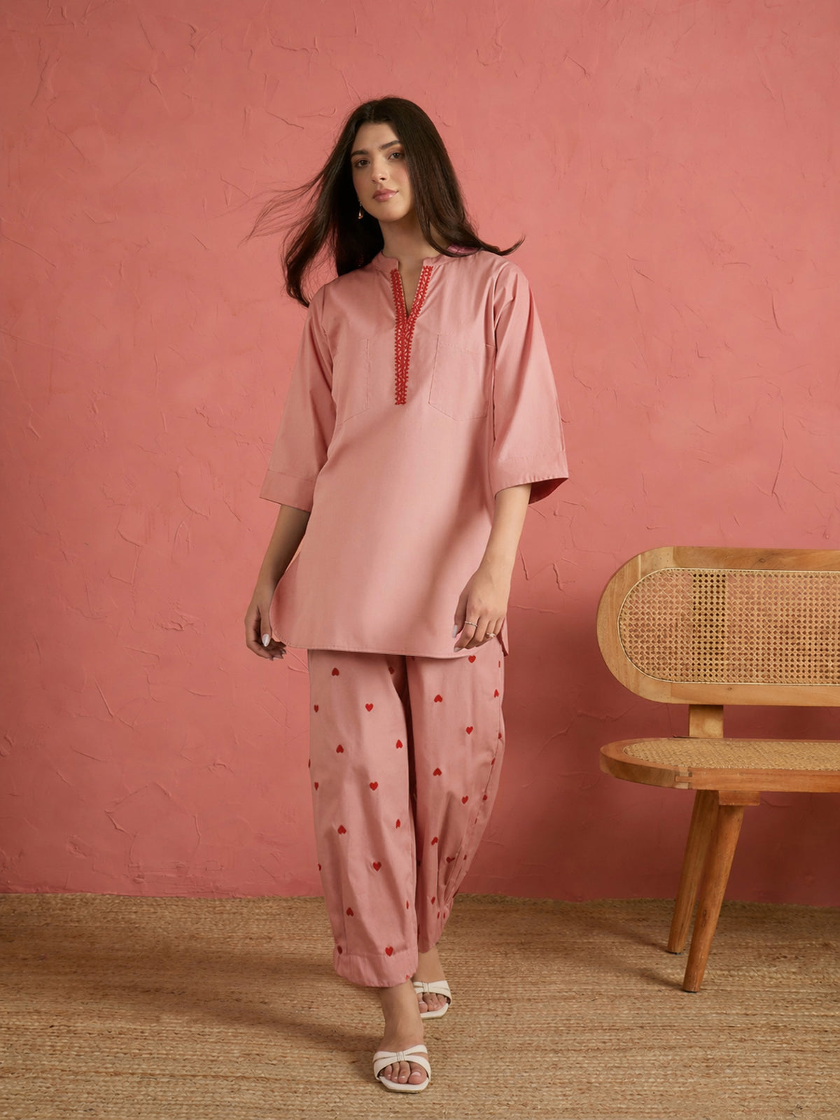 Women Onion Pink Embroidered Short Kurta With Straight Pants