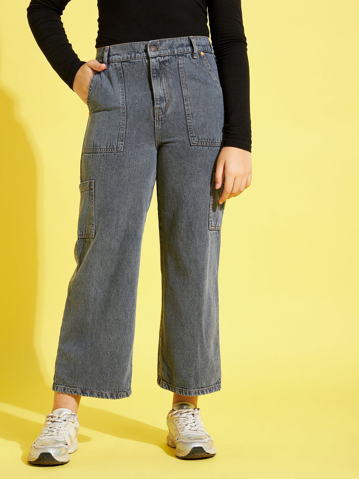 Grey Acid Wash Patch Pocket Straight Jeans-Noh.Voh