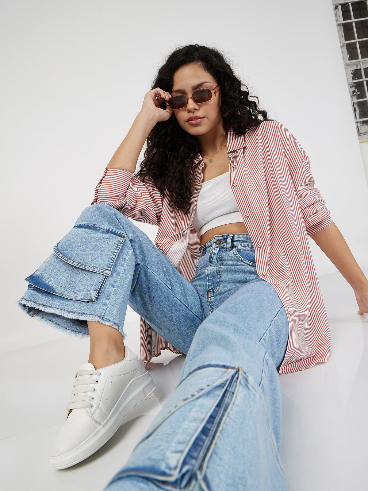 Ice Bue Hem Pockets Straight Jeans -SASSAFRAS