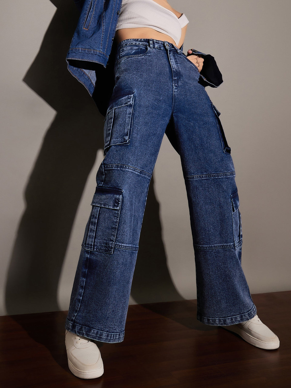 Blue Washed Multi Pockets Detail Jeans-SASSAFRAS