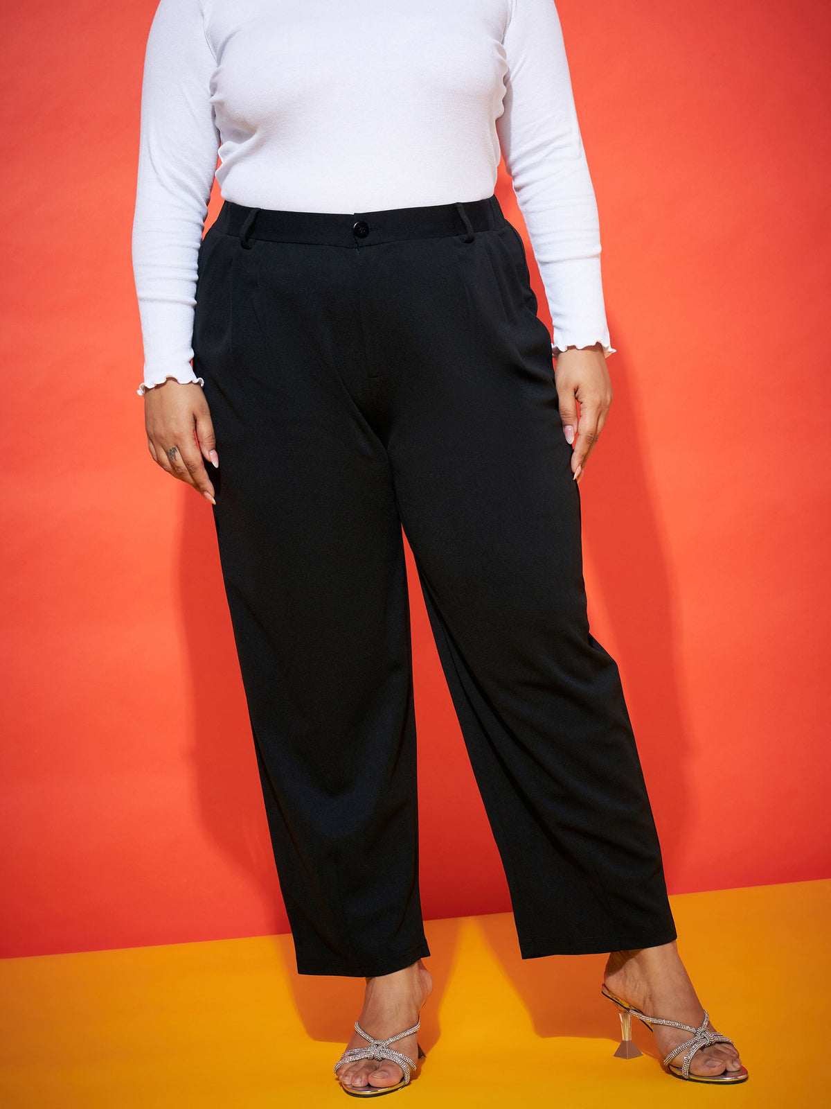 Black Balloon Fit Pants-SASSAFRAS Curve
