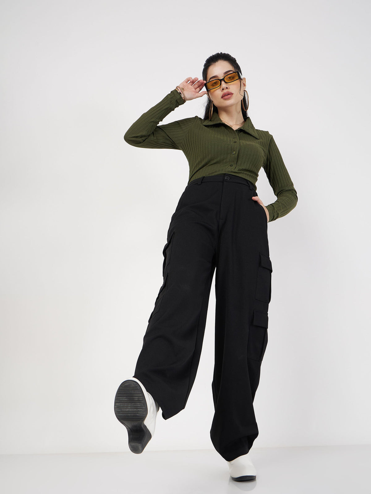 Black Multi Pocket Detail Cargo Pants-SASSAFRAS
