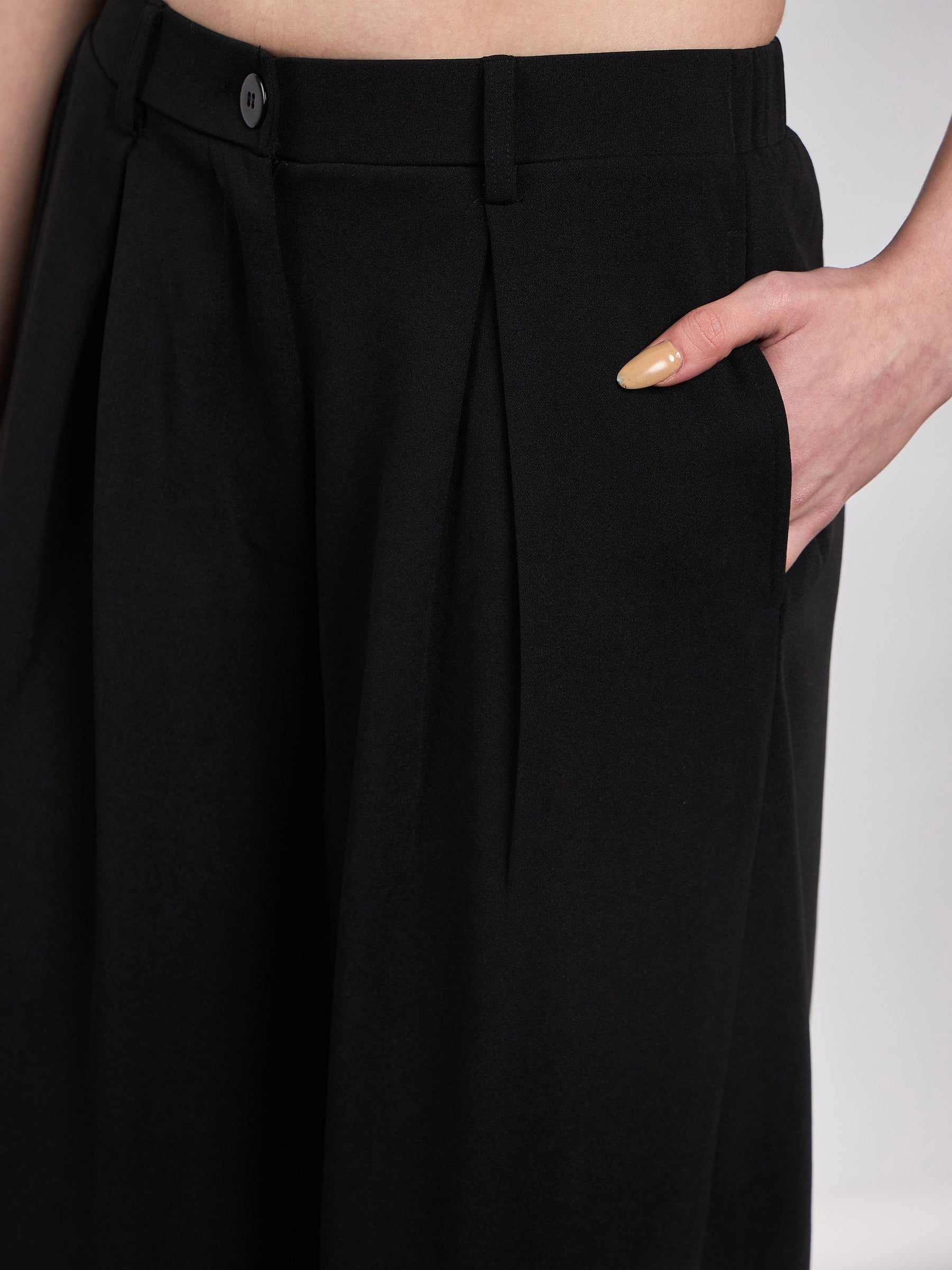 Black Front Pleated Loose Fit Korean Pants-SASSAFRAS