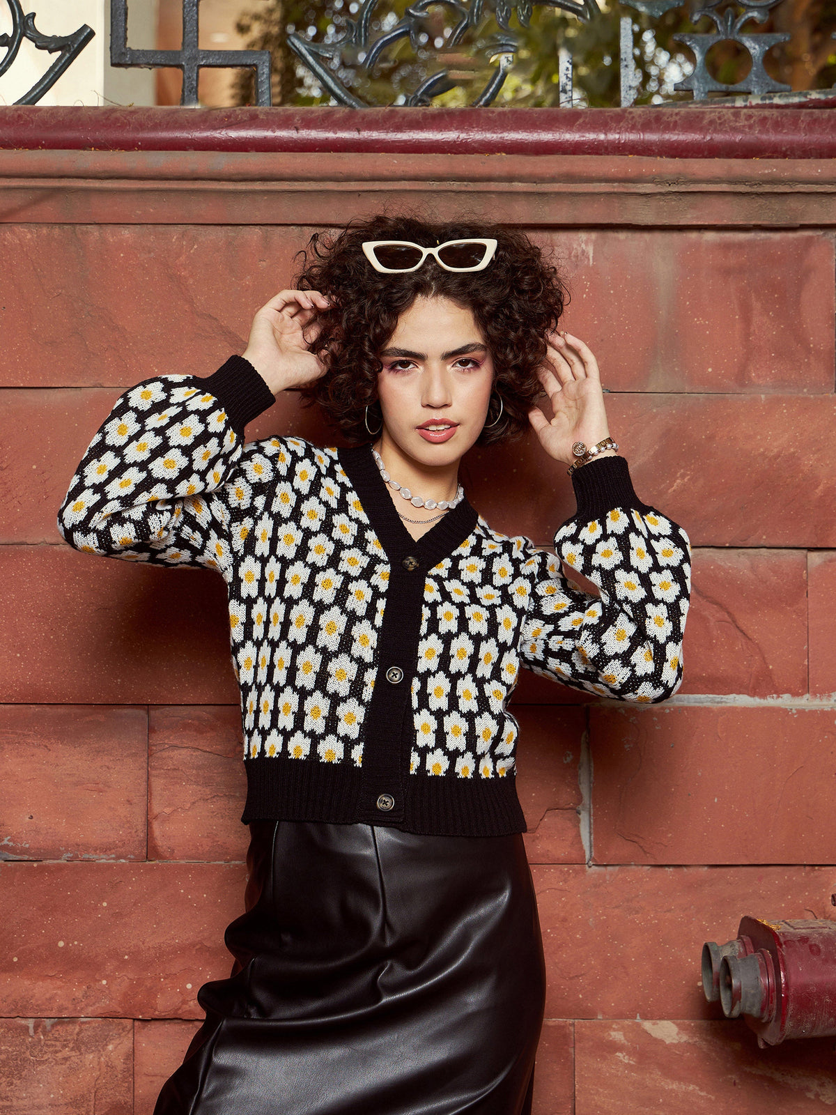 Black Floral Front Open Wool Cardigan-SASSAFRAS