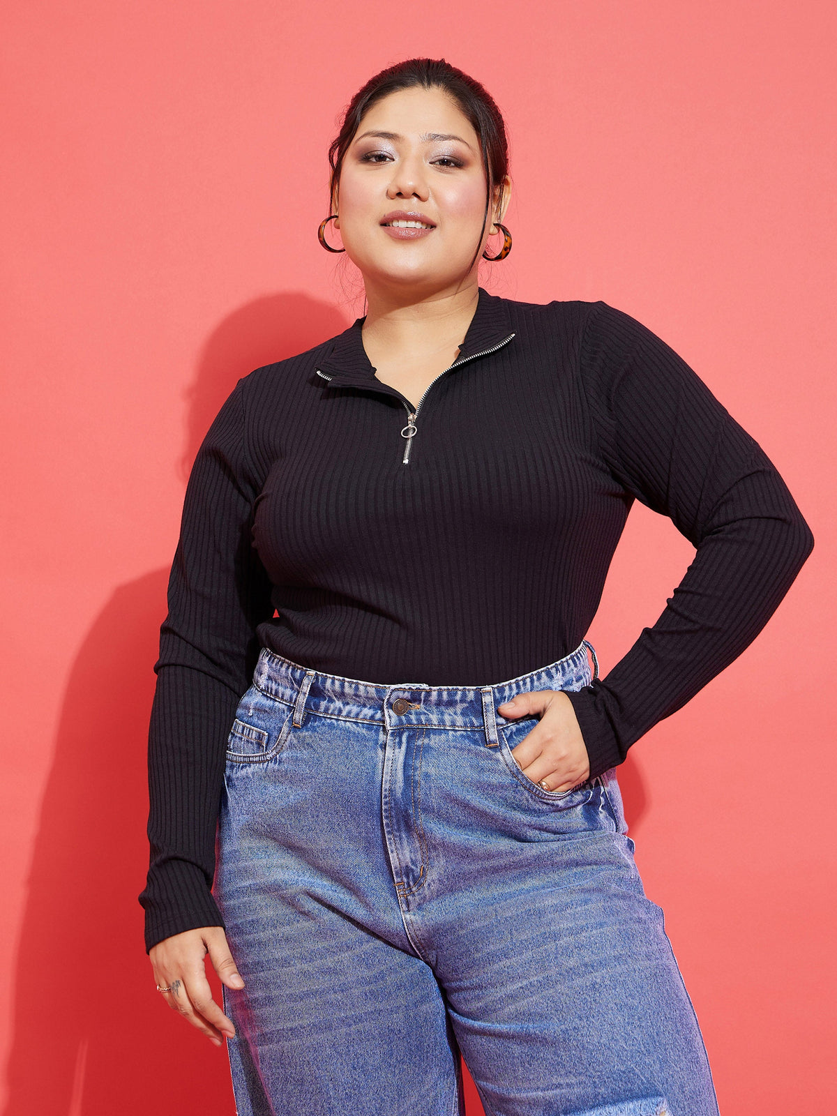 Black Rib Front Zipper Top-SASSAFRAS Curve