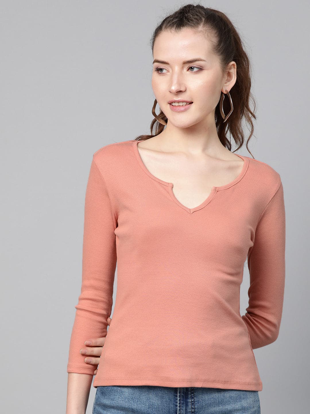 Cheap v neck outlet t shirts online