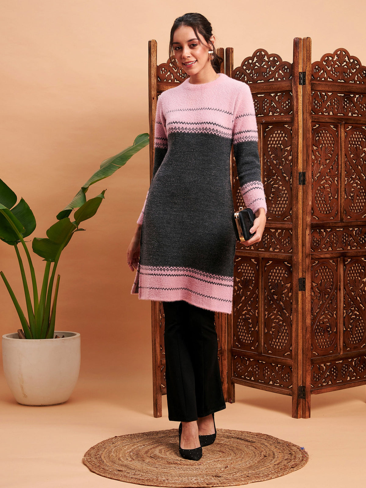 Pink & Grey Hair Wool Straight Kurta-Shae by SASSAFRAS