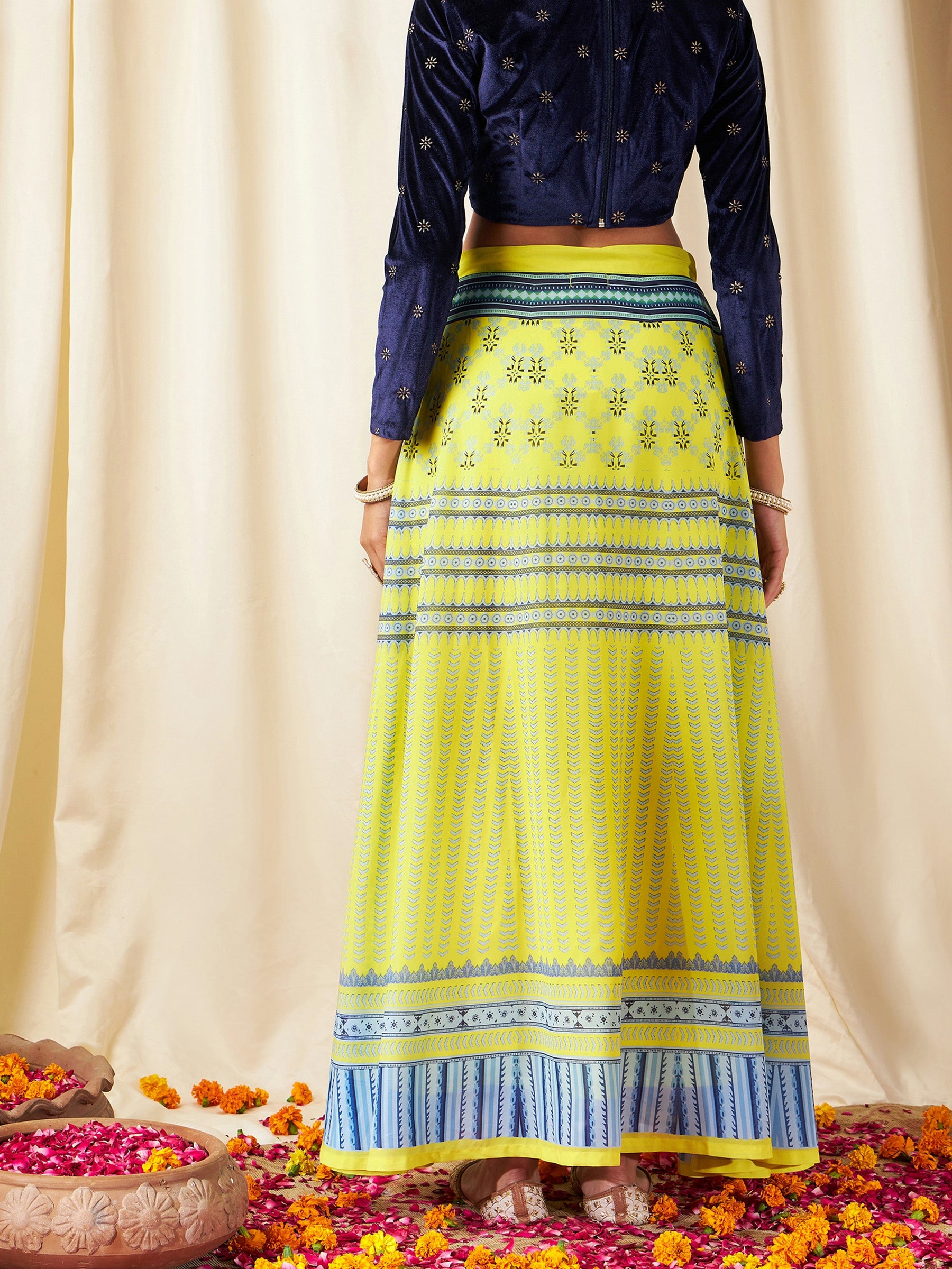 Yellow Geometric Bias Flared Skirt-Shae by SASSAFRAS