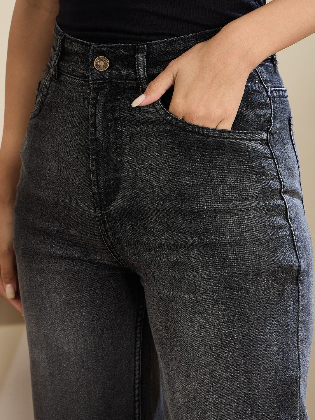 Black Wash High Waist Straight Frayed Jeans-SASSAFRAS BASICS