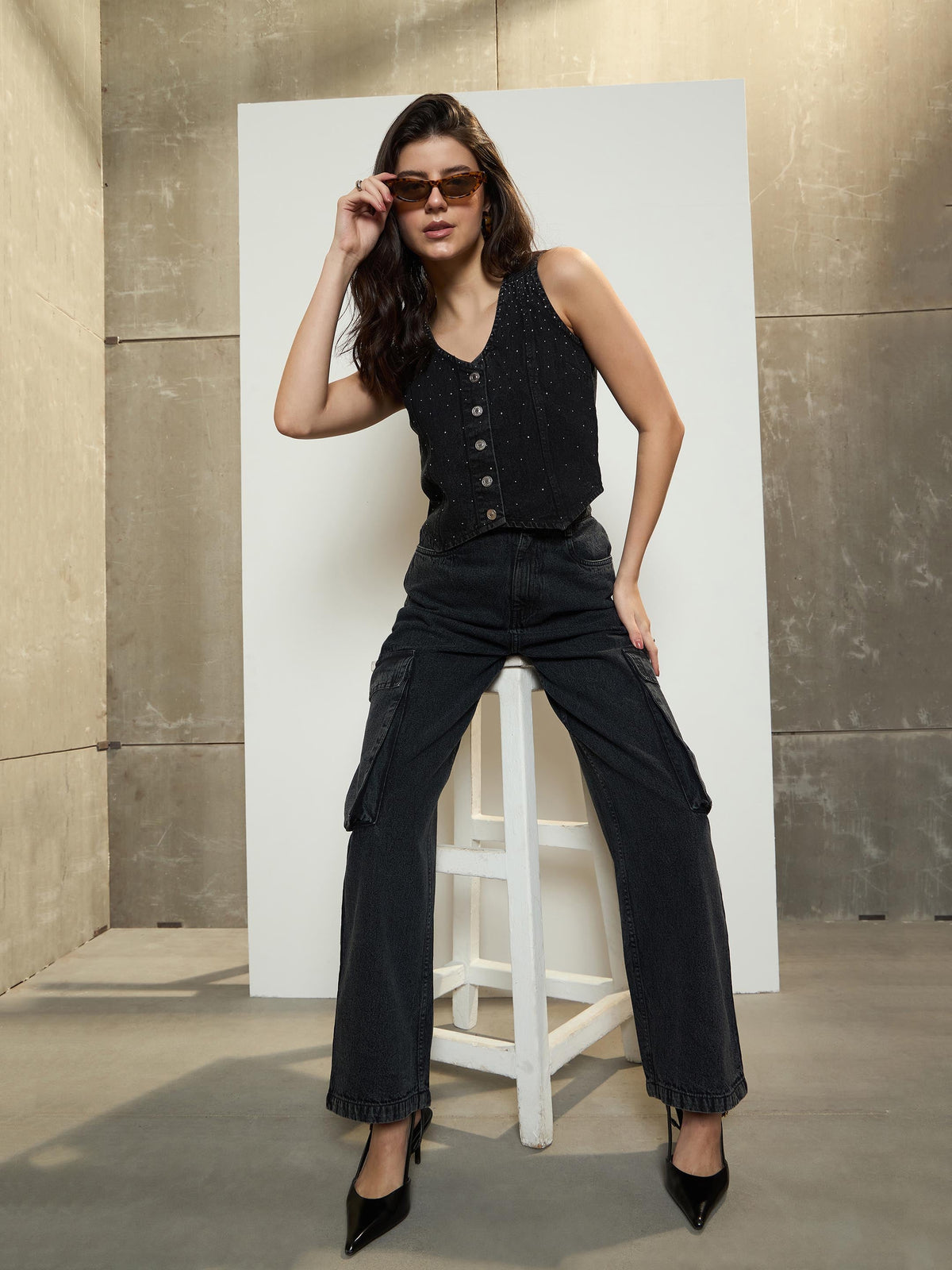 Black Washed Box Pockets Cargo Jeans-SASSAFRAS
