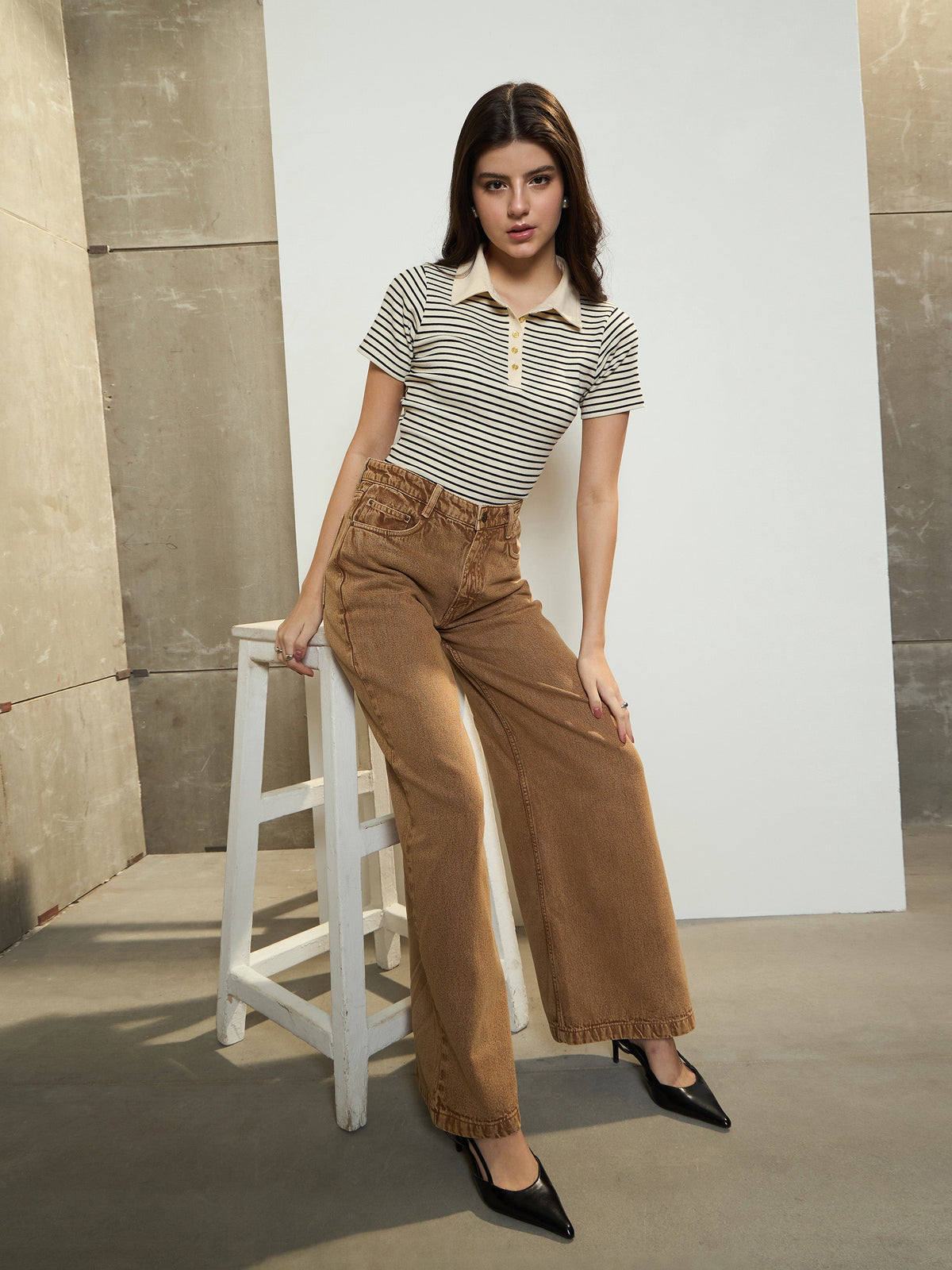Brown Low Waist Wide Leg Jeans -SASSAFRAS