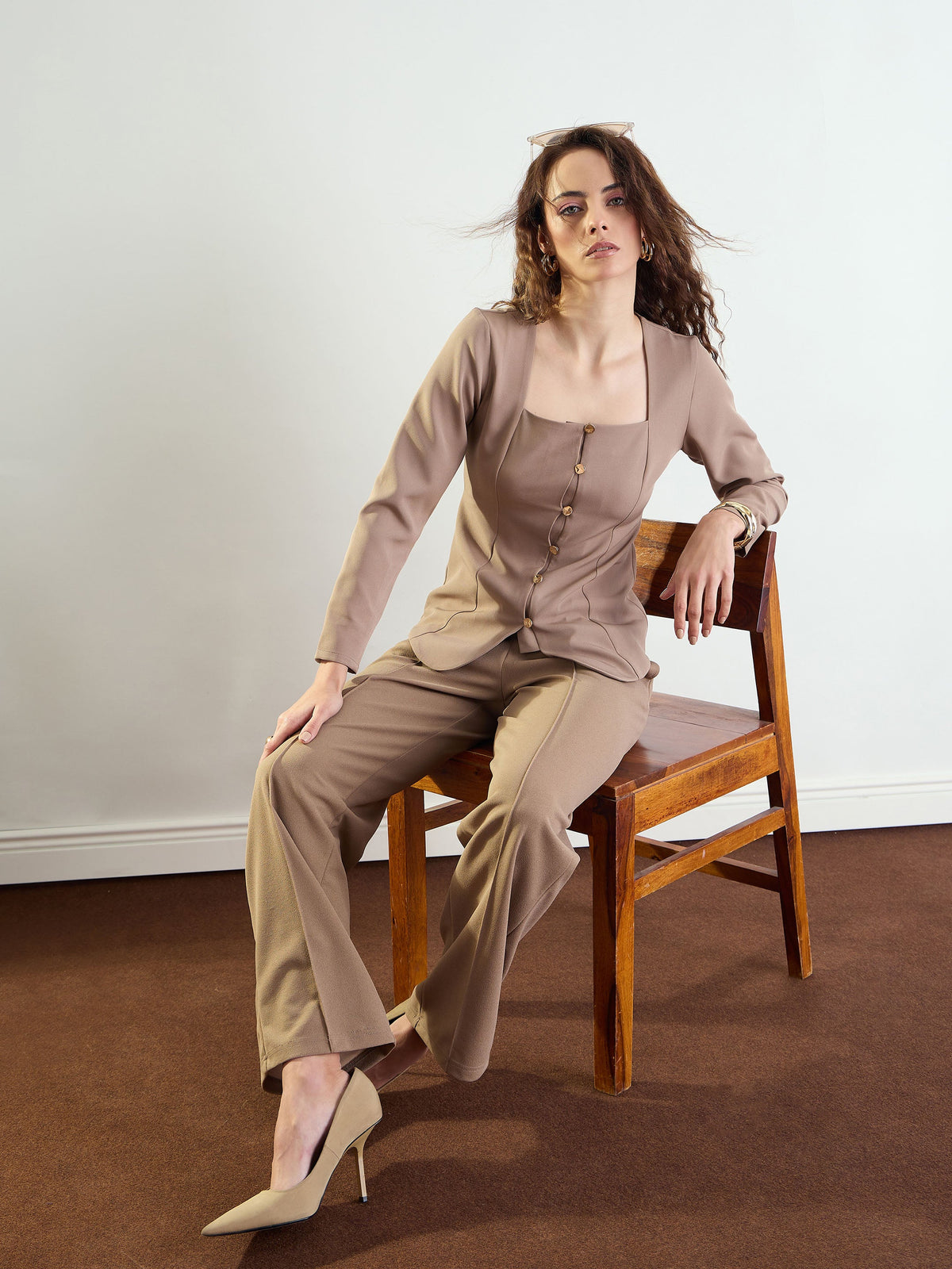 Beige Front Darted Straight Fit Pants-SASSAFRAS worklyf